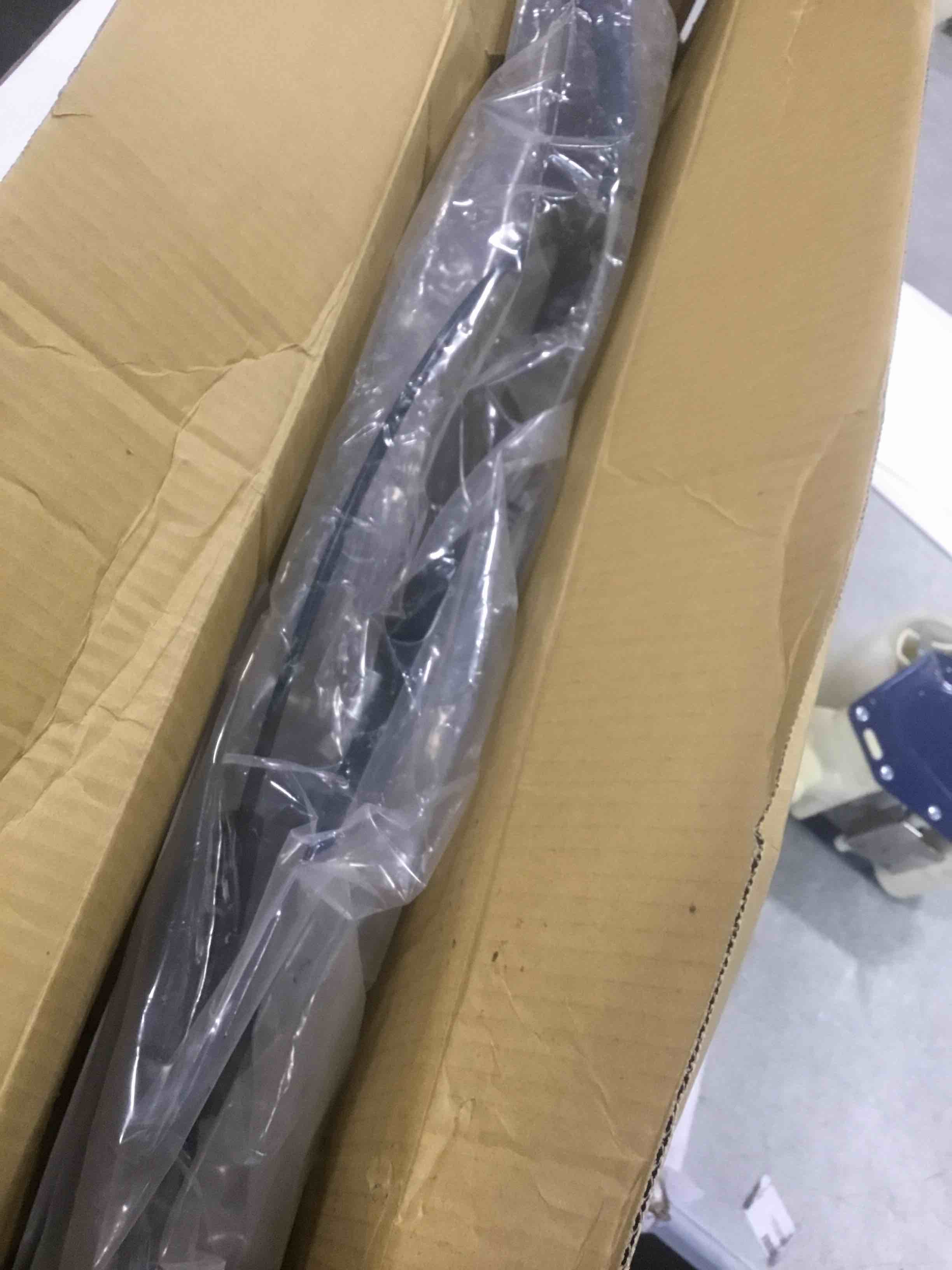 https://s3.amazonaws.com/lotting-images-prod/bidfta/BRN2196731_1738859292052.jpeg
