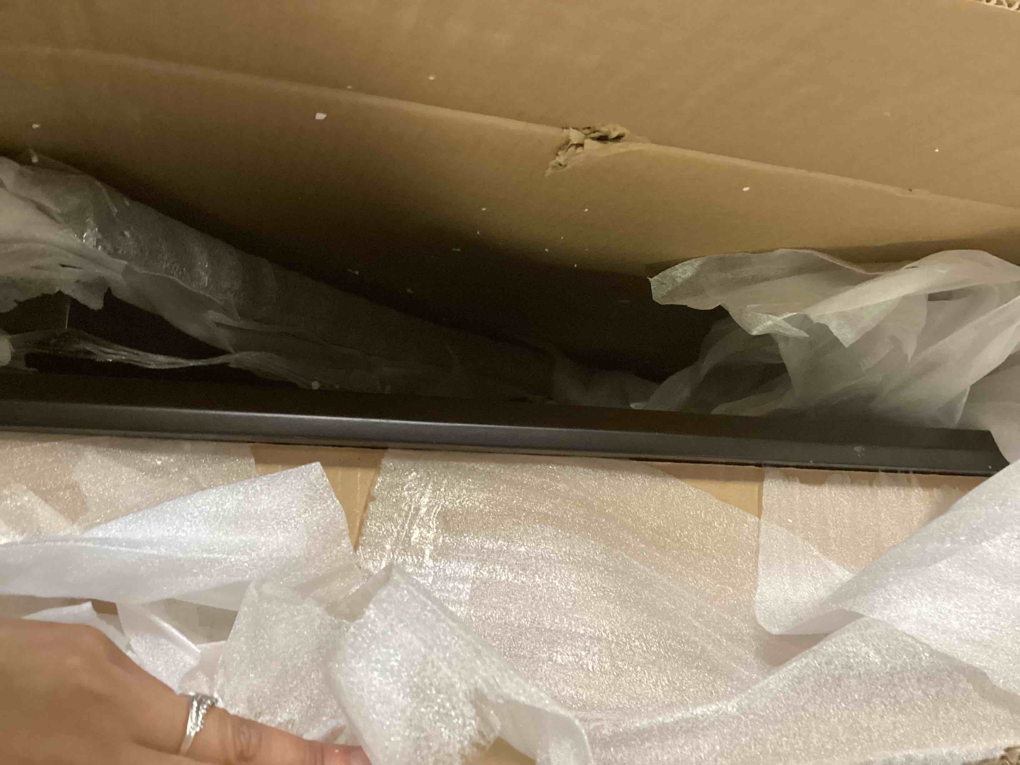 https://s3.amazonaws.com/lotting-images-prod/bidfta/BRN2197138_1736451820249.jpeg