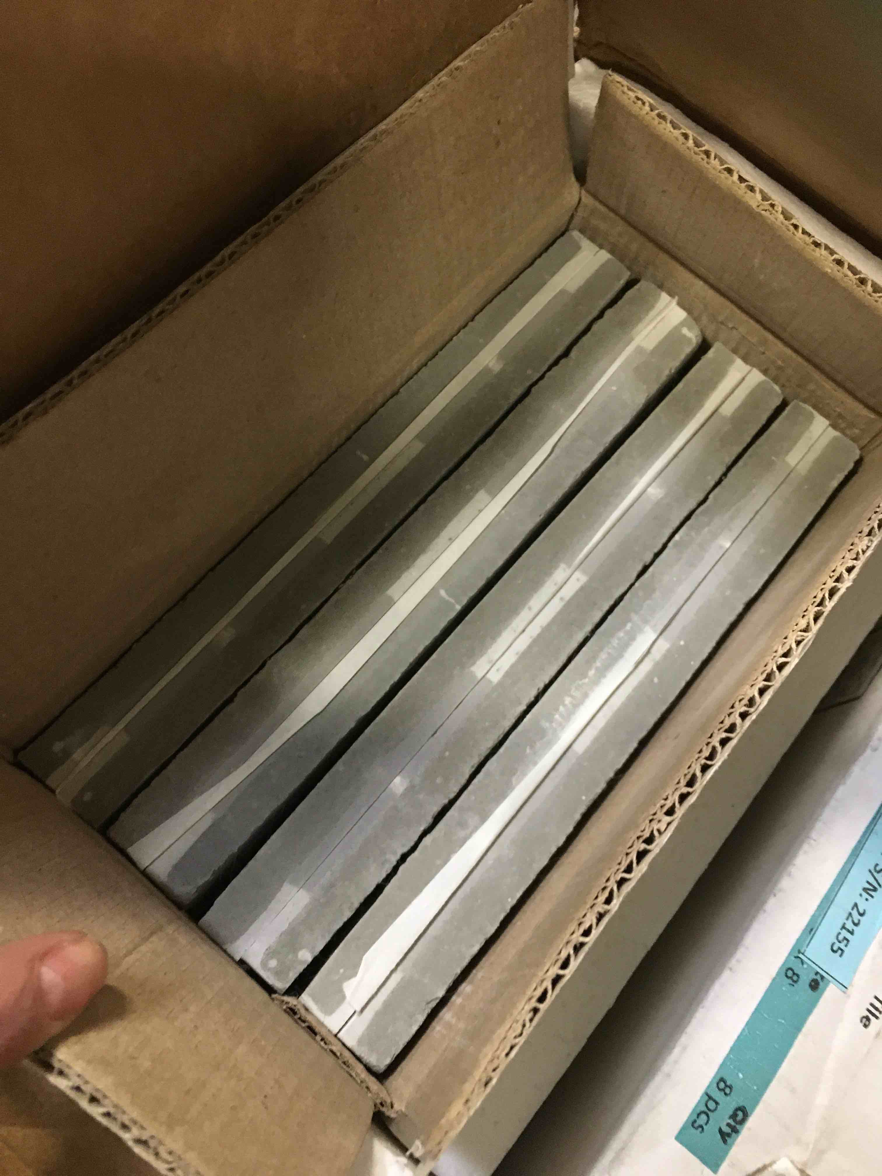 https://s3.amazonaws.com/lotting-images-prod/bidfta/BRN2197983_1741357891346.jpeg