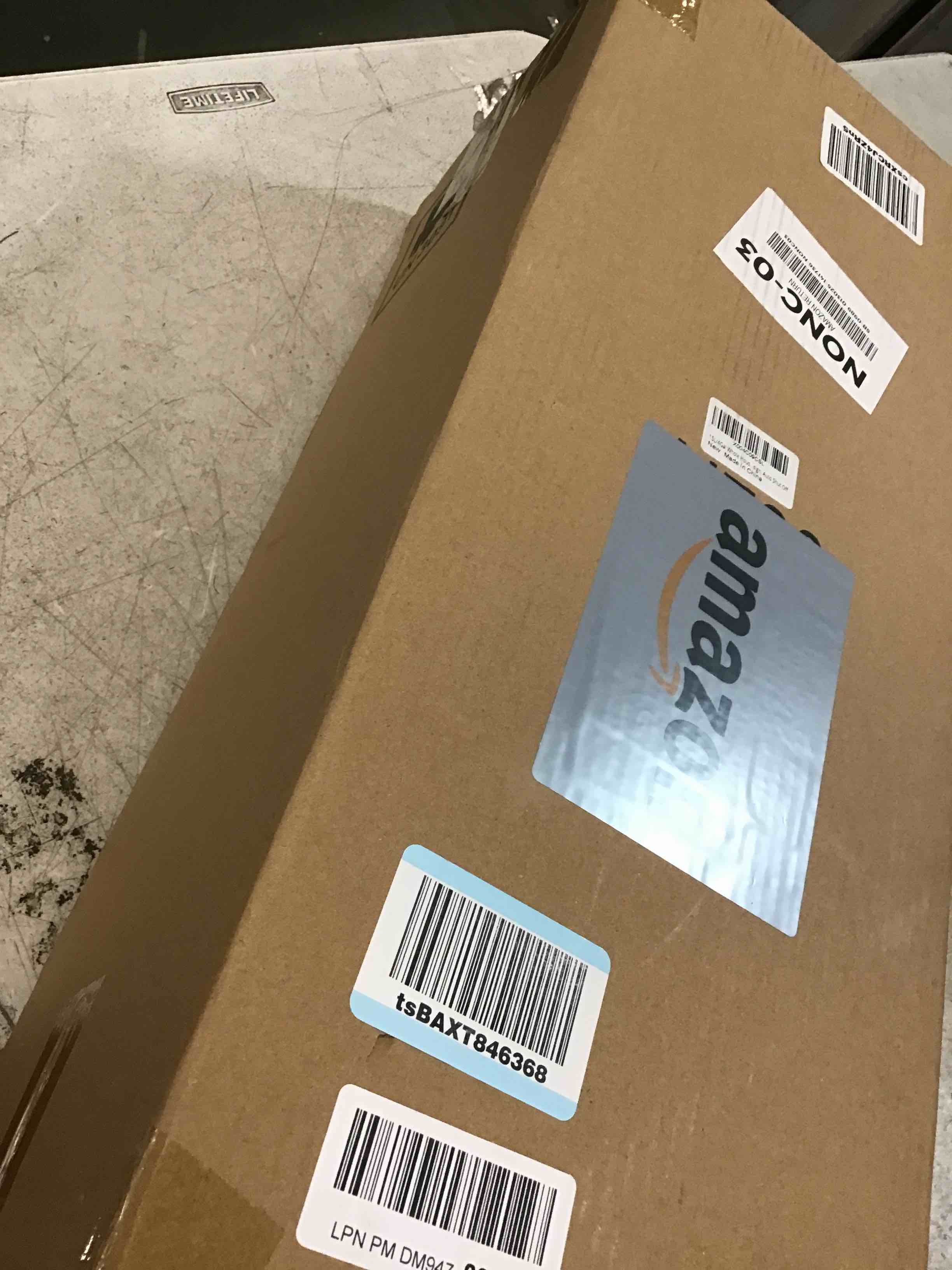 https://s3.amazonaws.com/lotting-images-prod/bidfta/BRN2201259_1741882987481.jpeg