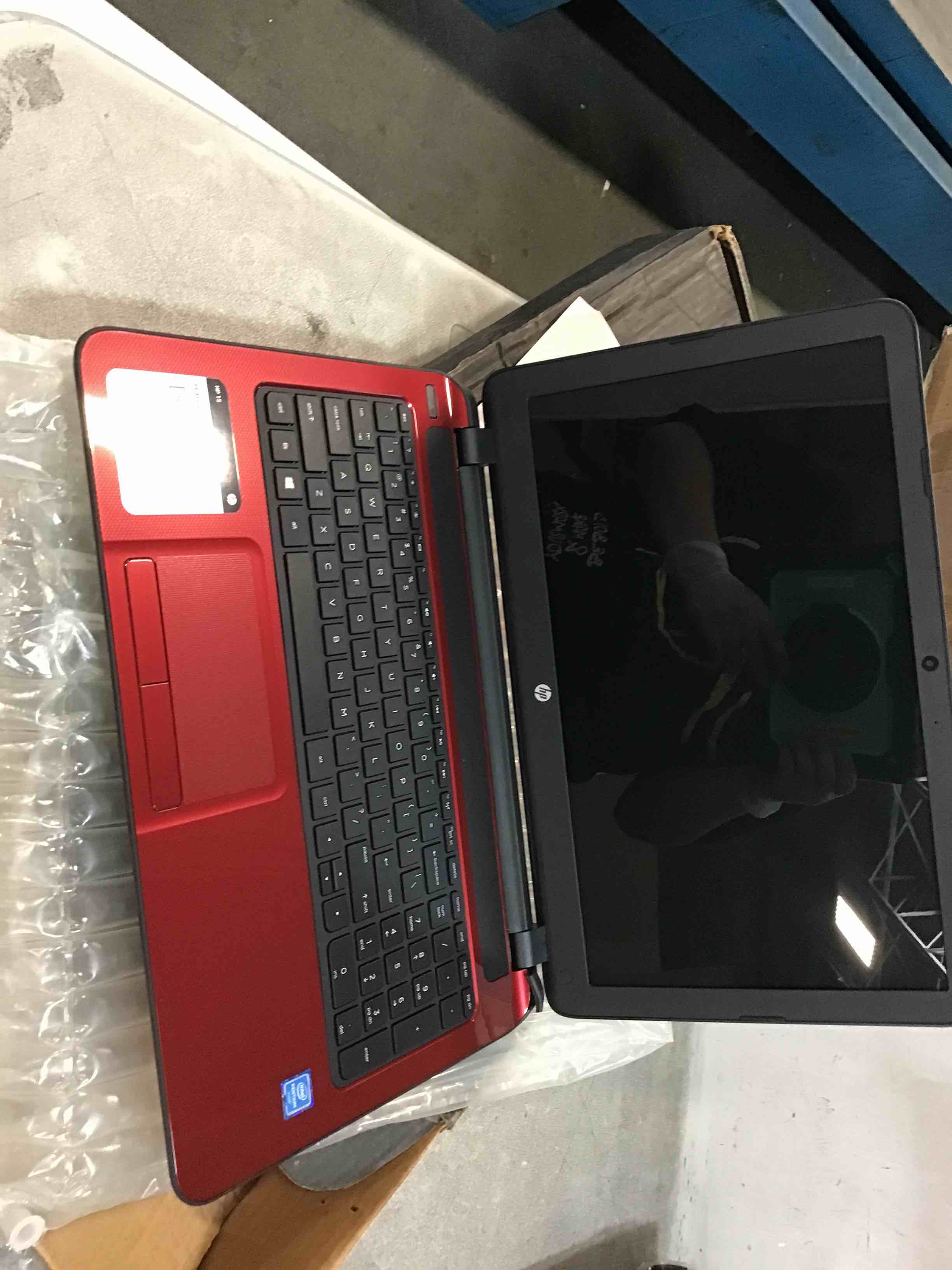 https://s3.amazonaws.com/lotting-images-prod/bidfta/BRN2201679_1742235055279.jpeg