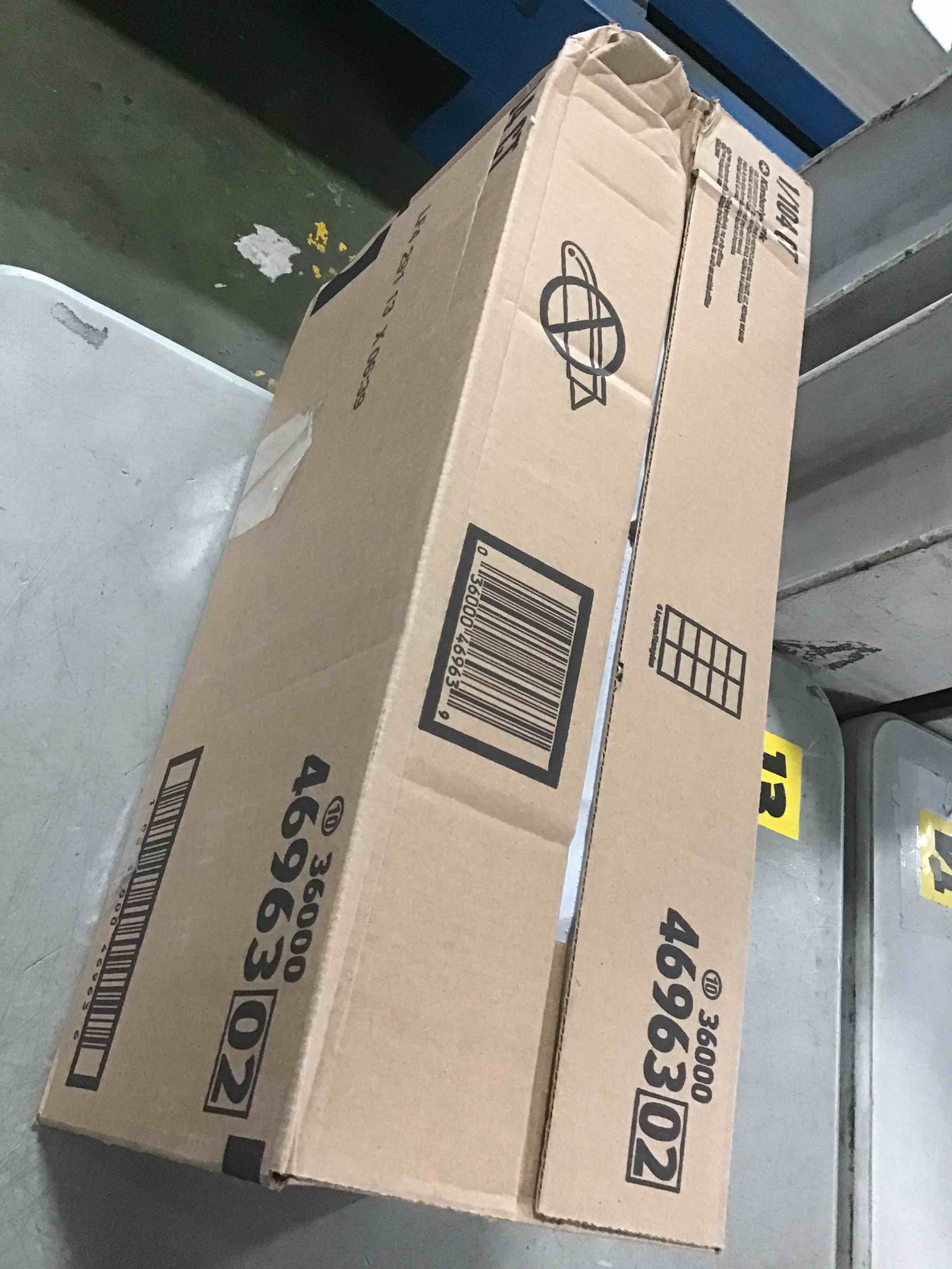 https://s3.amazonaws.com/lotting-images-prod/bidfta/BRN2202846_1742923299203.jpeg