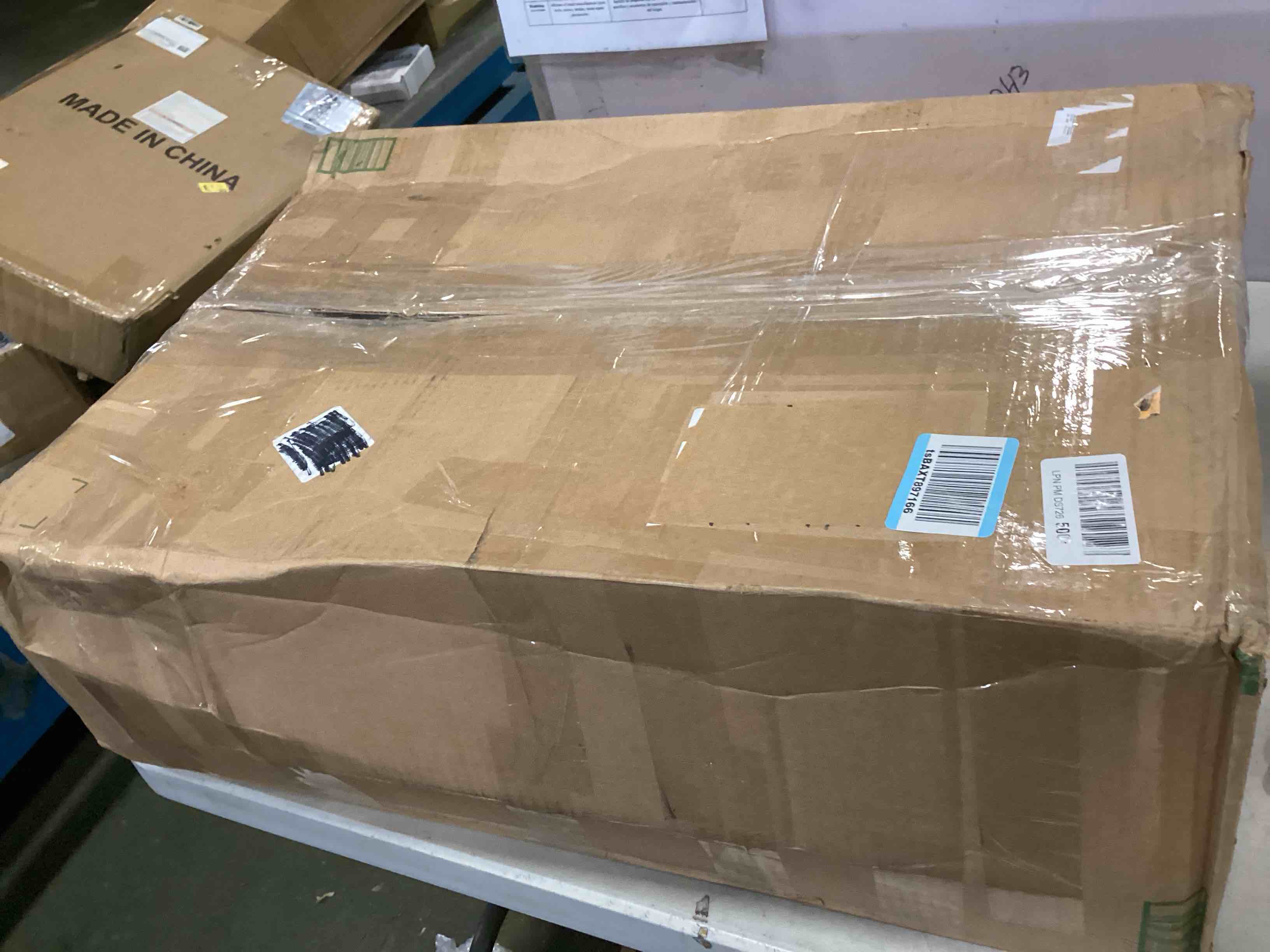 https://s3.amazonaws.com/lotting-images-prod/bidfta/BRN2203458_1742564157244.jpeg