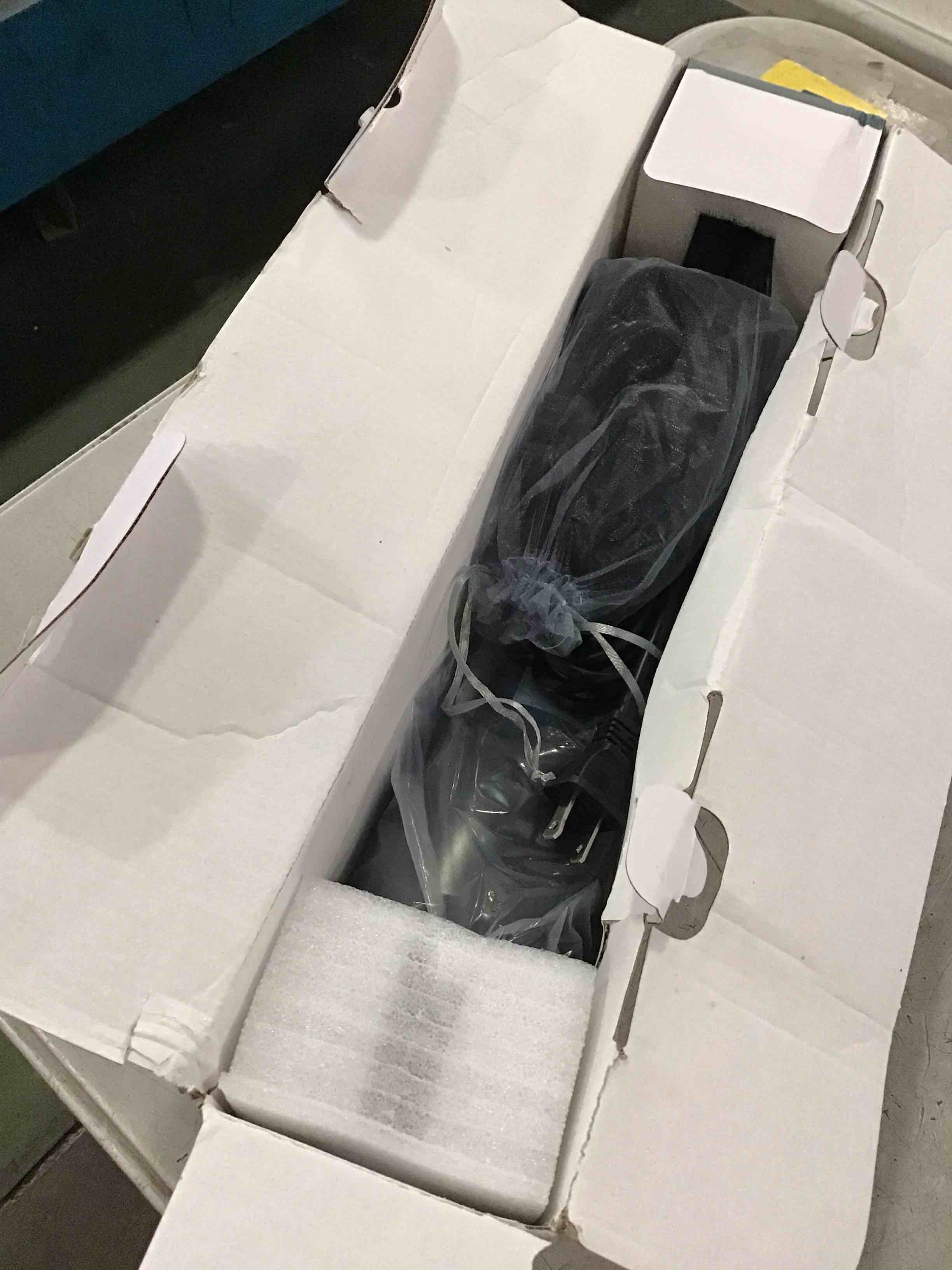 https://s3.amazonaws.com/lotting-images-prod/bidfta/BRN2207592_1742391353271.jpeg