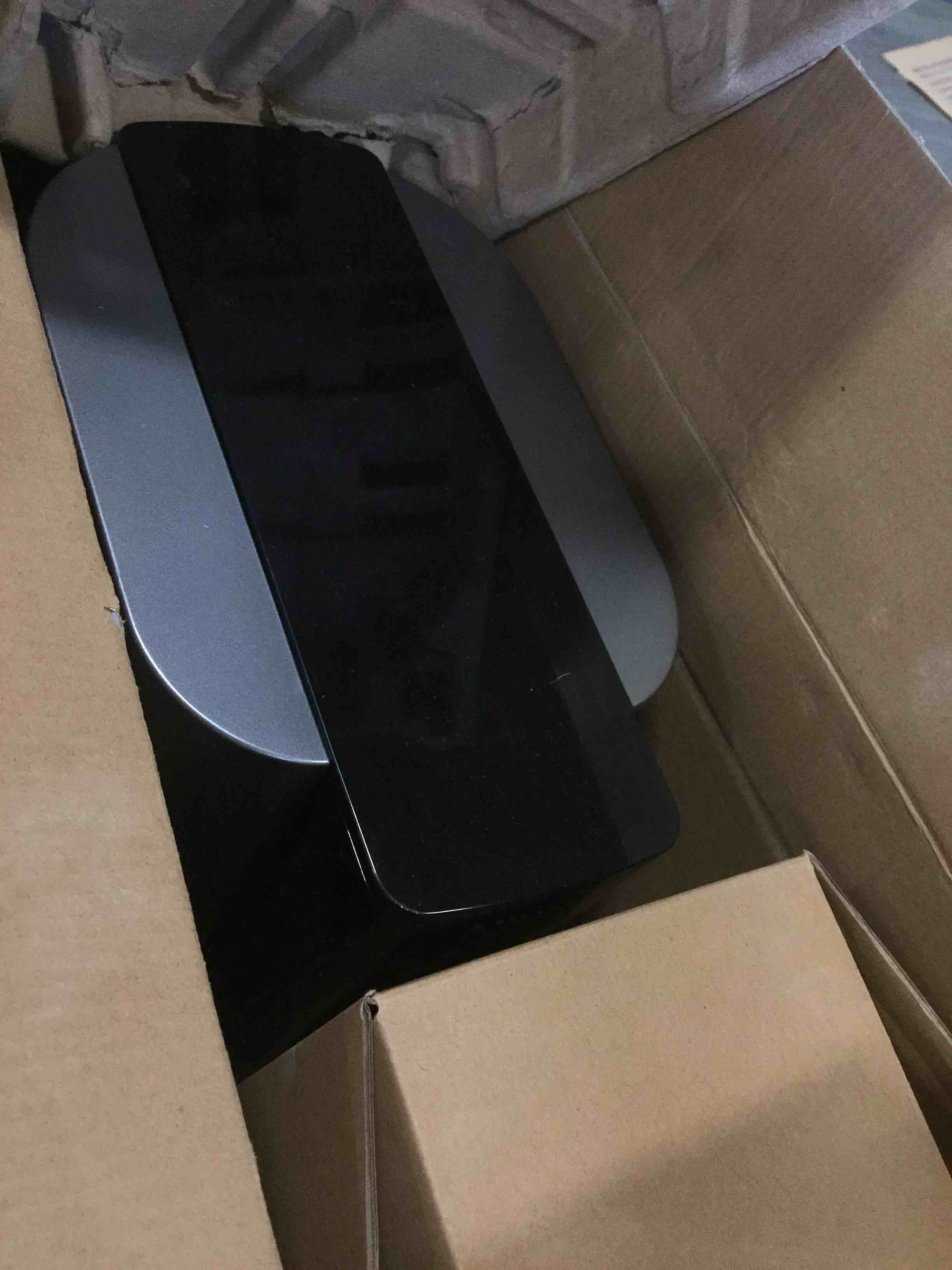 https://s3.amazonaws.com/lotting-images-prod/bidfta/BRN2210880_1742321243437.jpeg