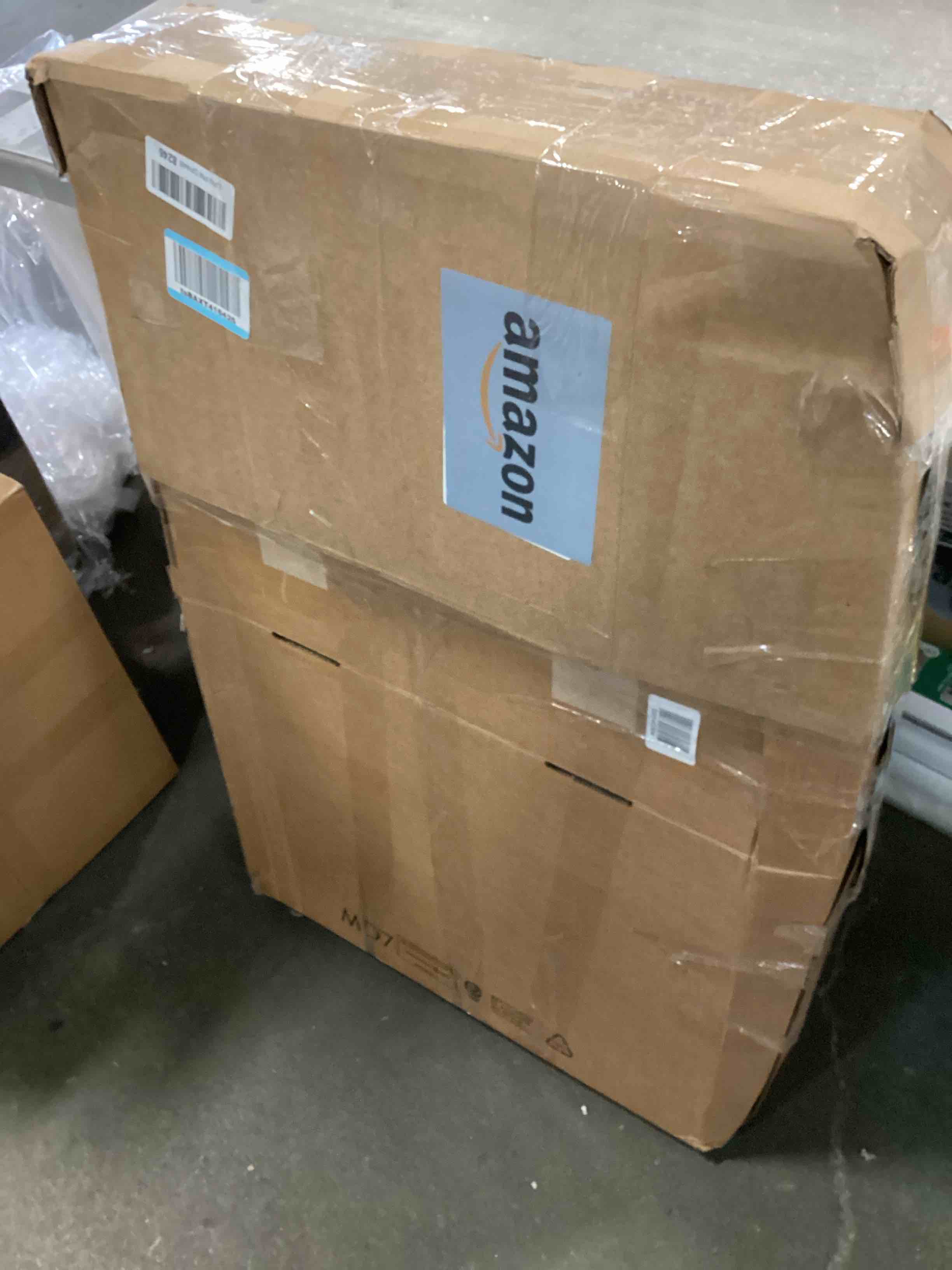 https://s3.amazonaws.com/lotting-images-prod/bidfta/BRN2212372_1741181228730.jpeg