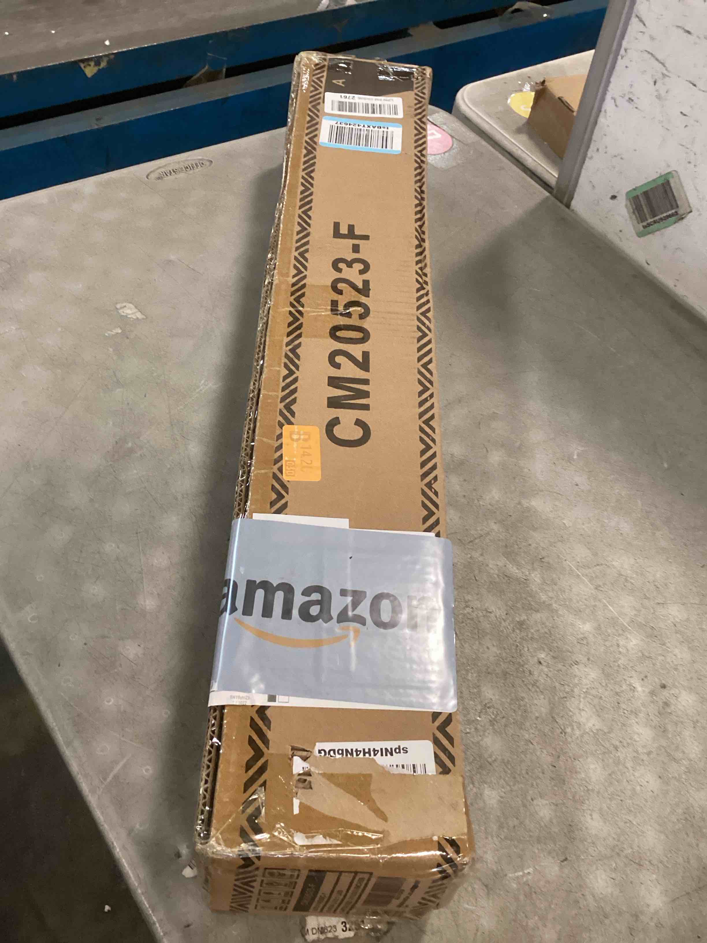 https://s3.amazonaws.com/lotting-images-prod/bidfta/BRN2213262_1741618396438.jpeg