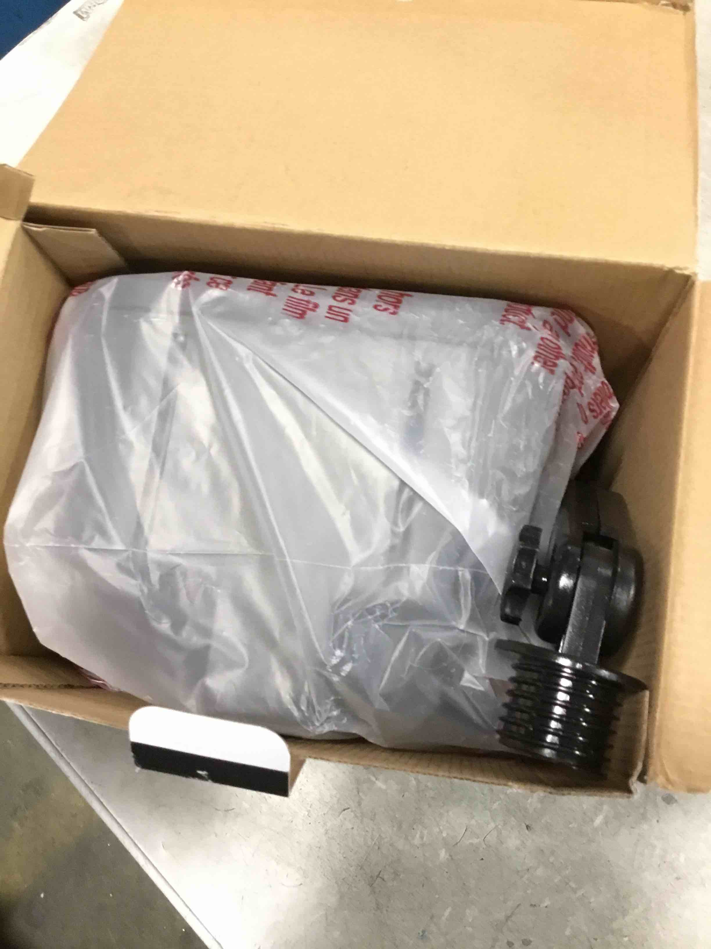 https://s3.amazonaws.com/lotting-images-prod/bidfta/BRN2214245_1742219730602.jpeg