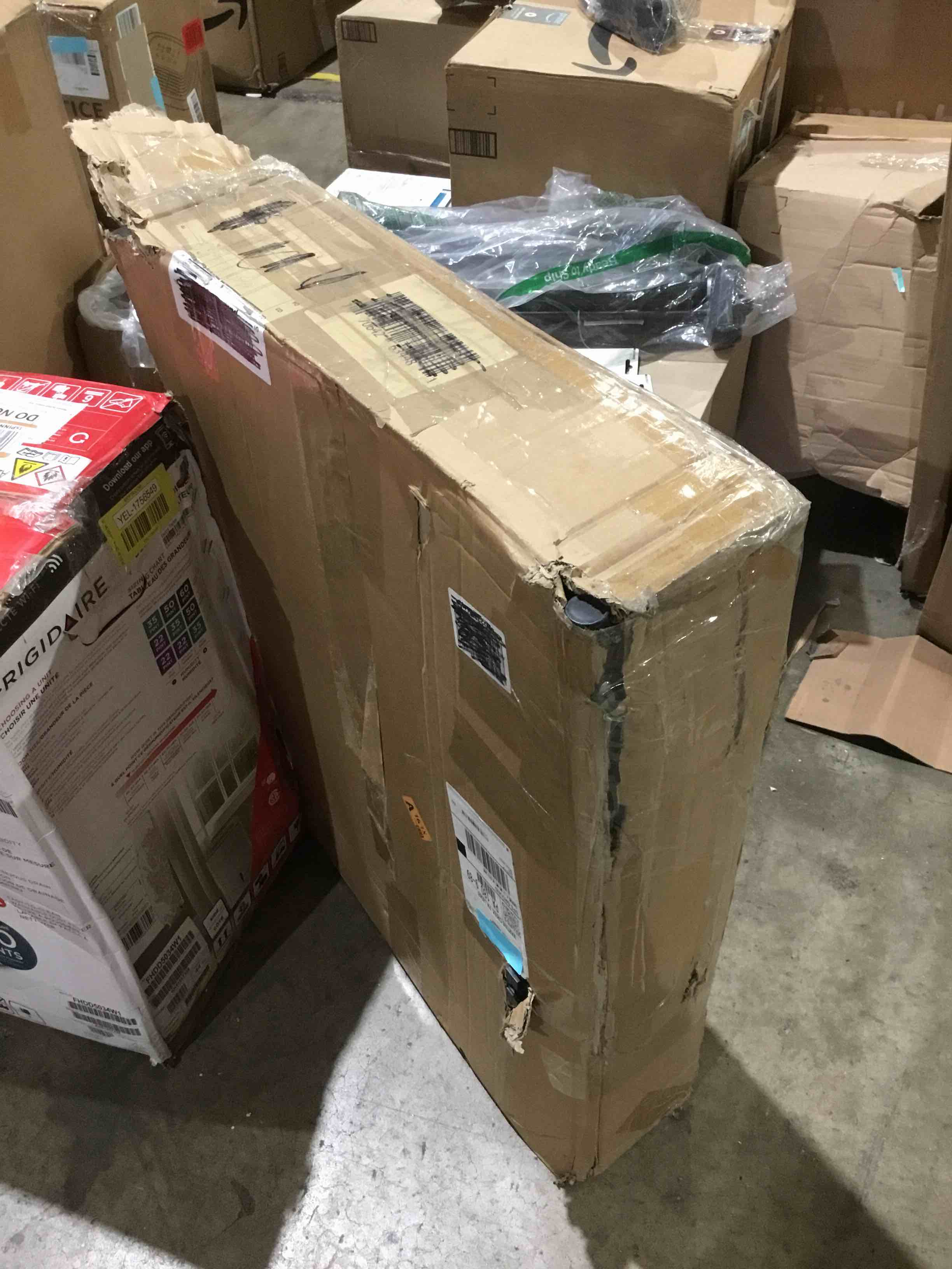 https://s3.amazonaws.com/lotting-images-prod/bidfta/BRN2217582_1757442601781.jpeg
