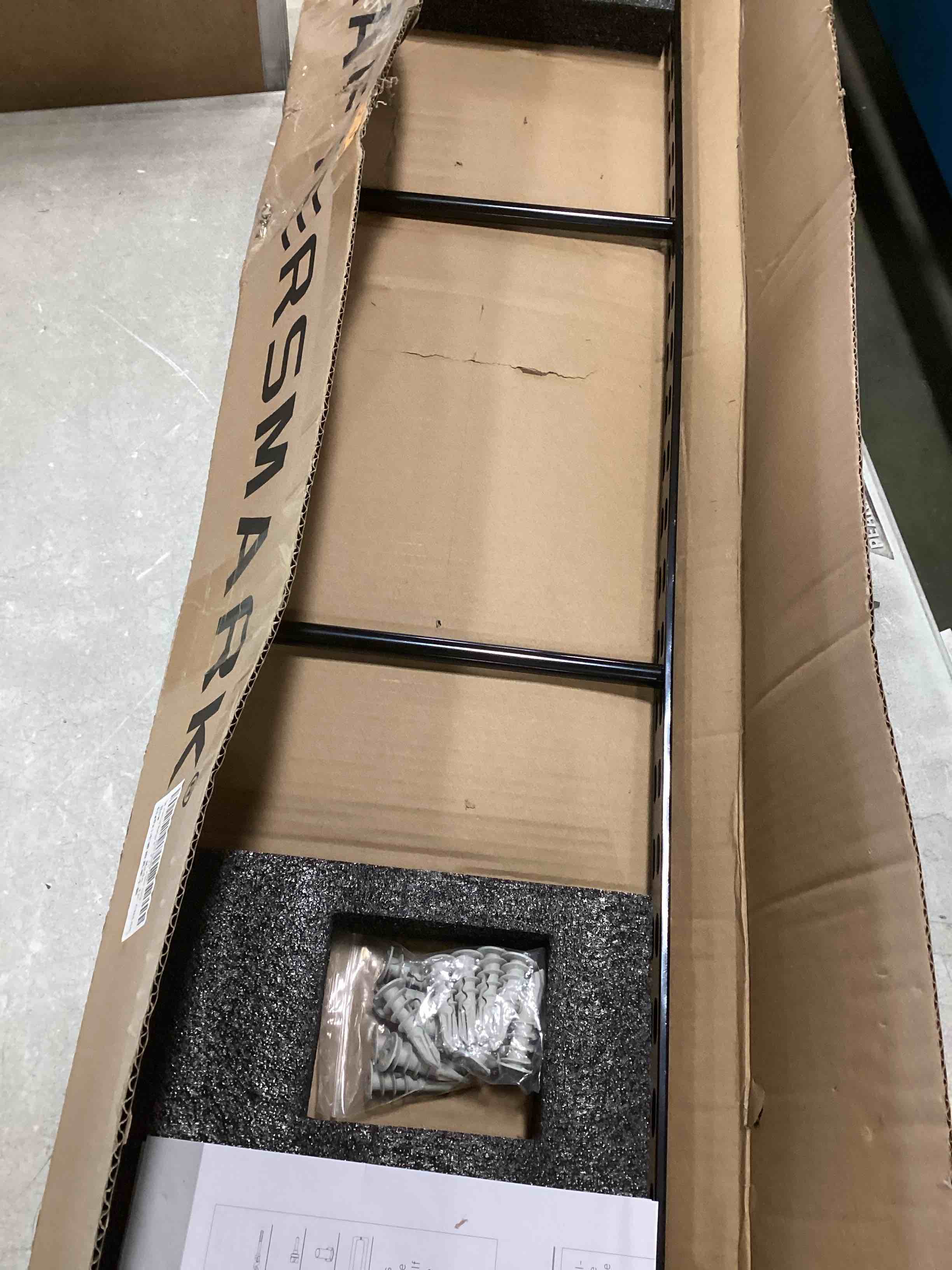 https://s3.amazonaws.com/lotting-images-prod/bidfta/BRN2218029_1741287929666.jpeg