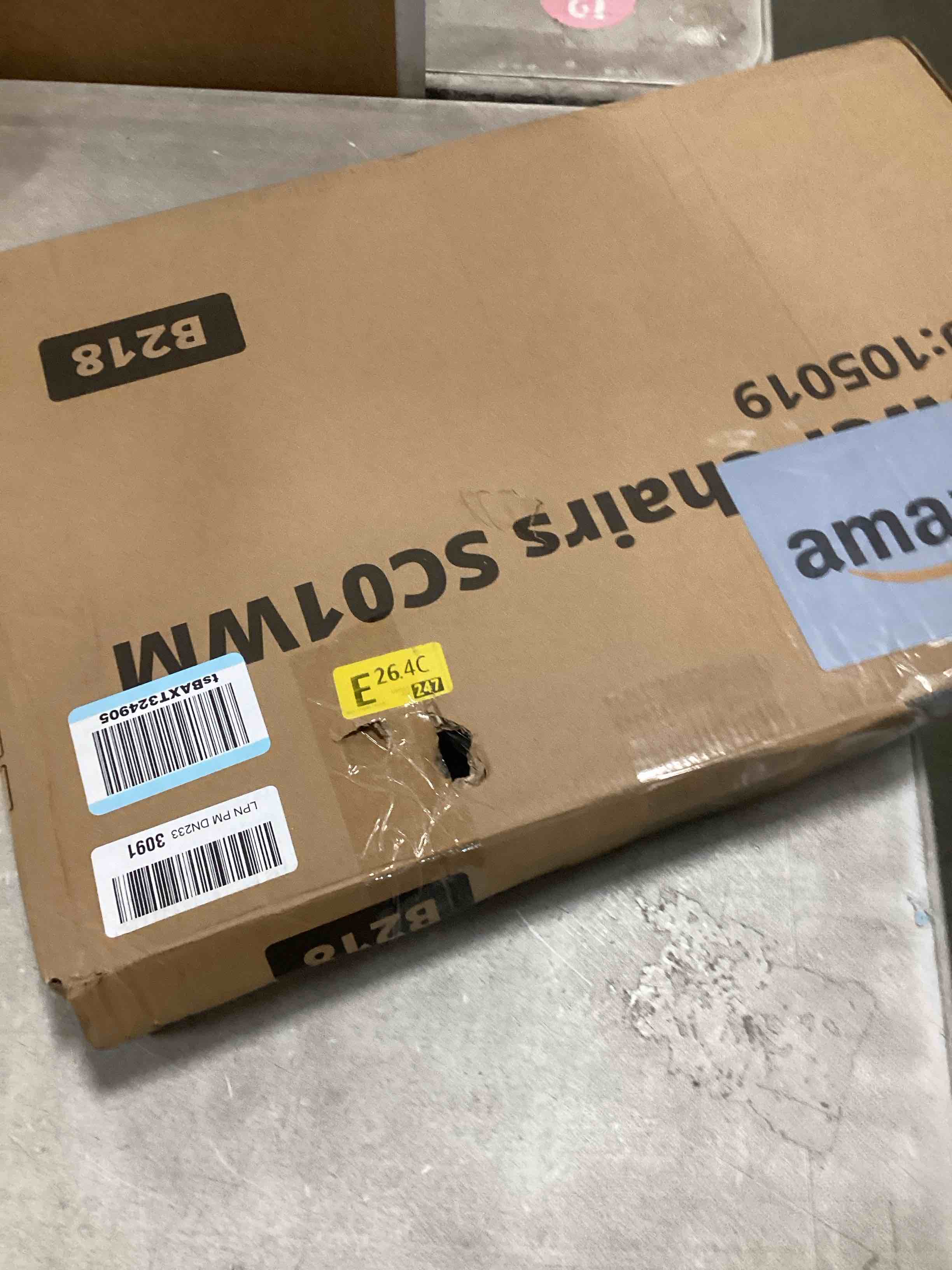 https://s3.amazonaws.com/lotting-images-prod/bidfta/BRN2218092_1741295227951.jpeg