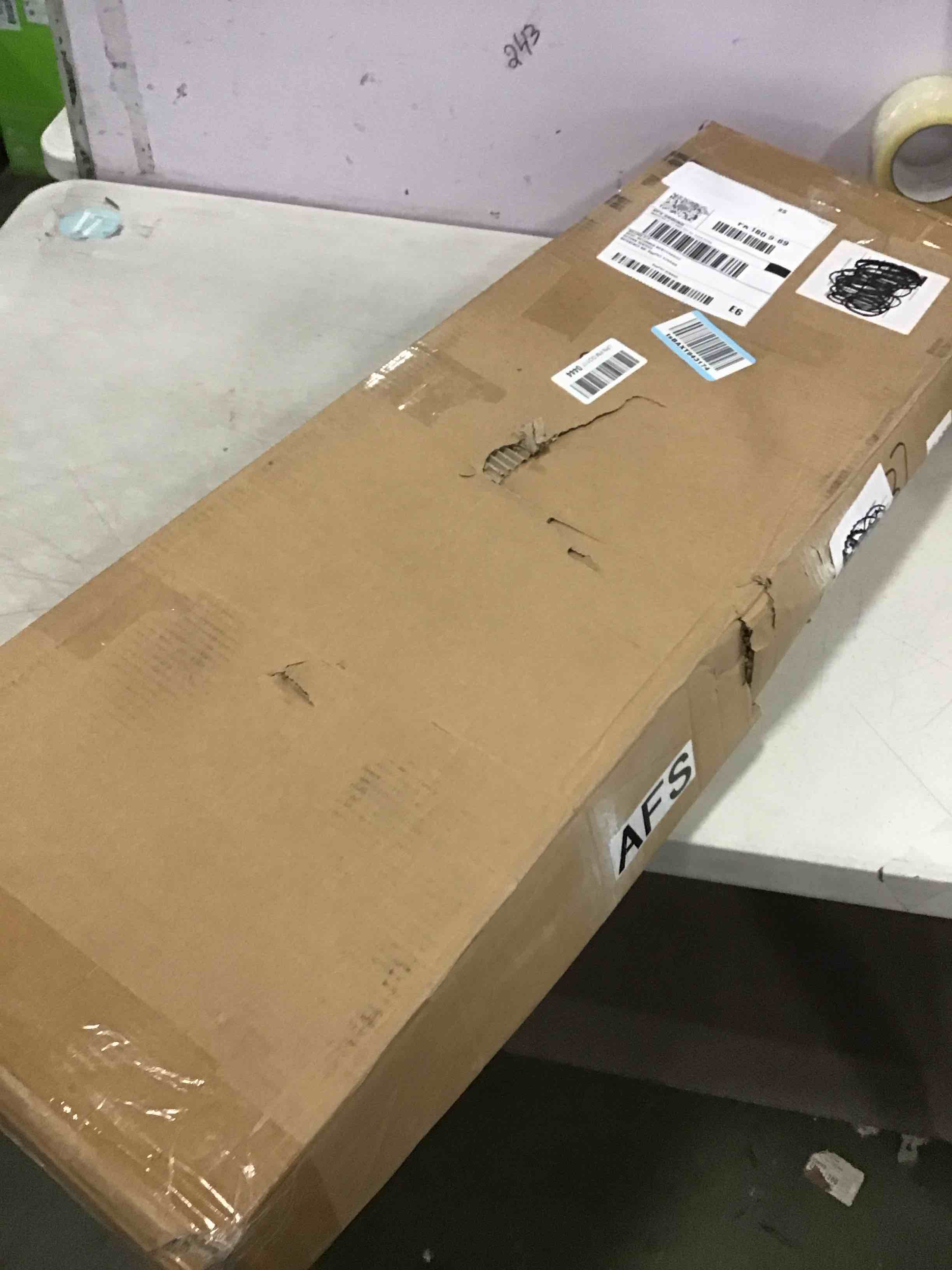 https://s3.amazonaws.com/lotting-images-prod/bidfta/BRN2221707_1741696130612.jpeg
