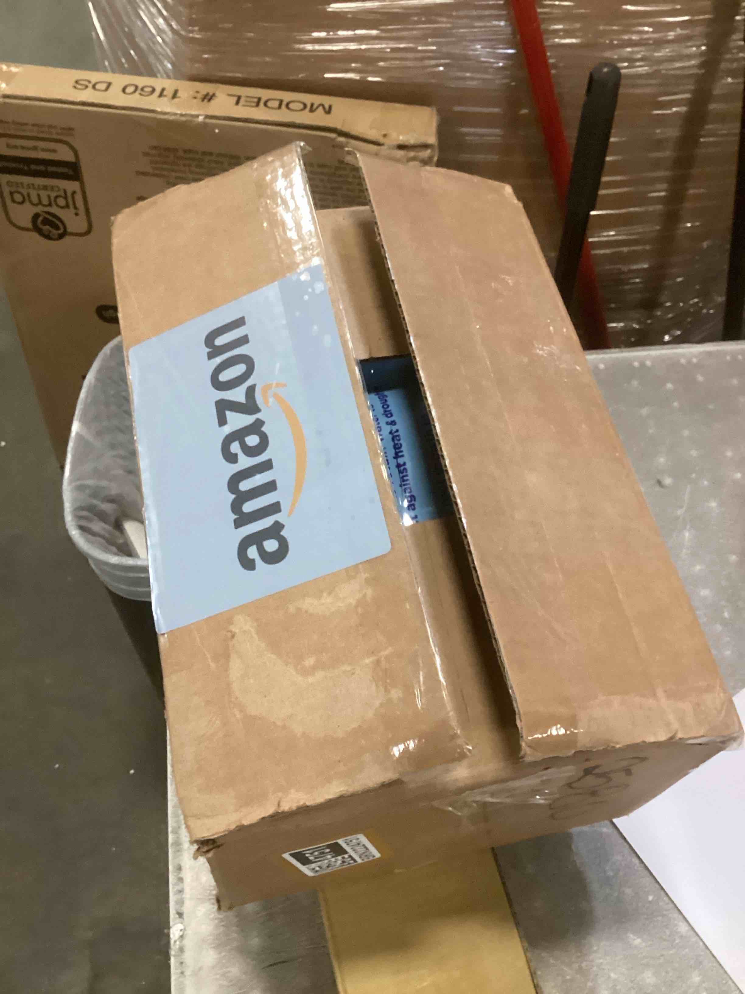 https://s3.amazonaws.com/lotting-images-prod/bidfta/BRN2224751_1740159491692.jpeg
