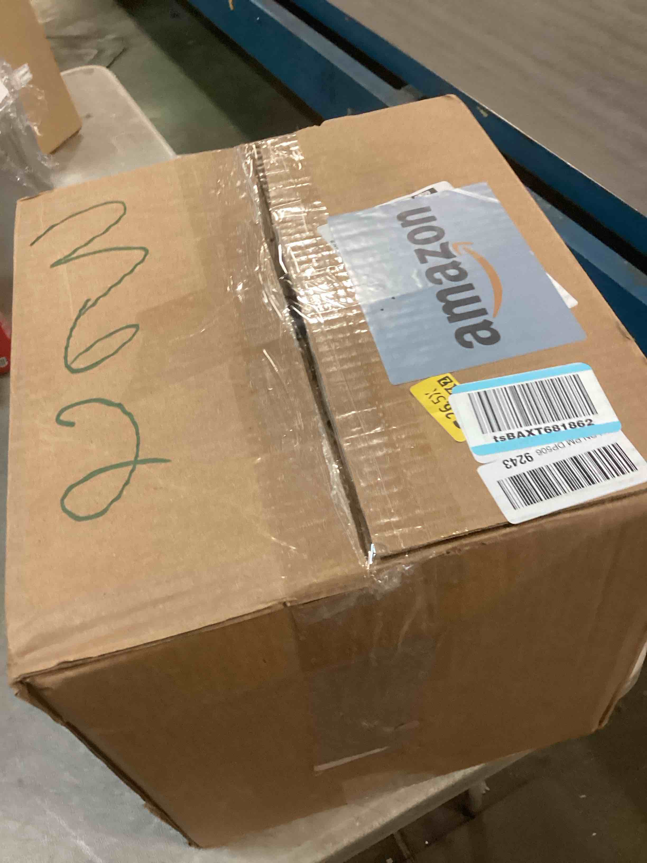 https://s3.amazonaws.com/lotting-images-prod/bidfta/BRN2225013_1740431301226.jpeg