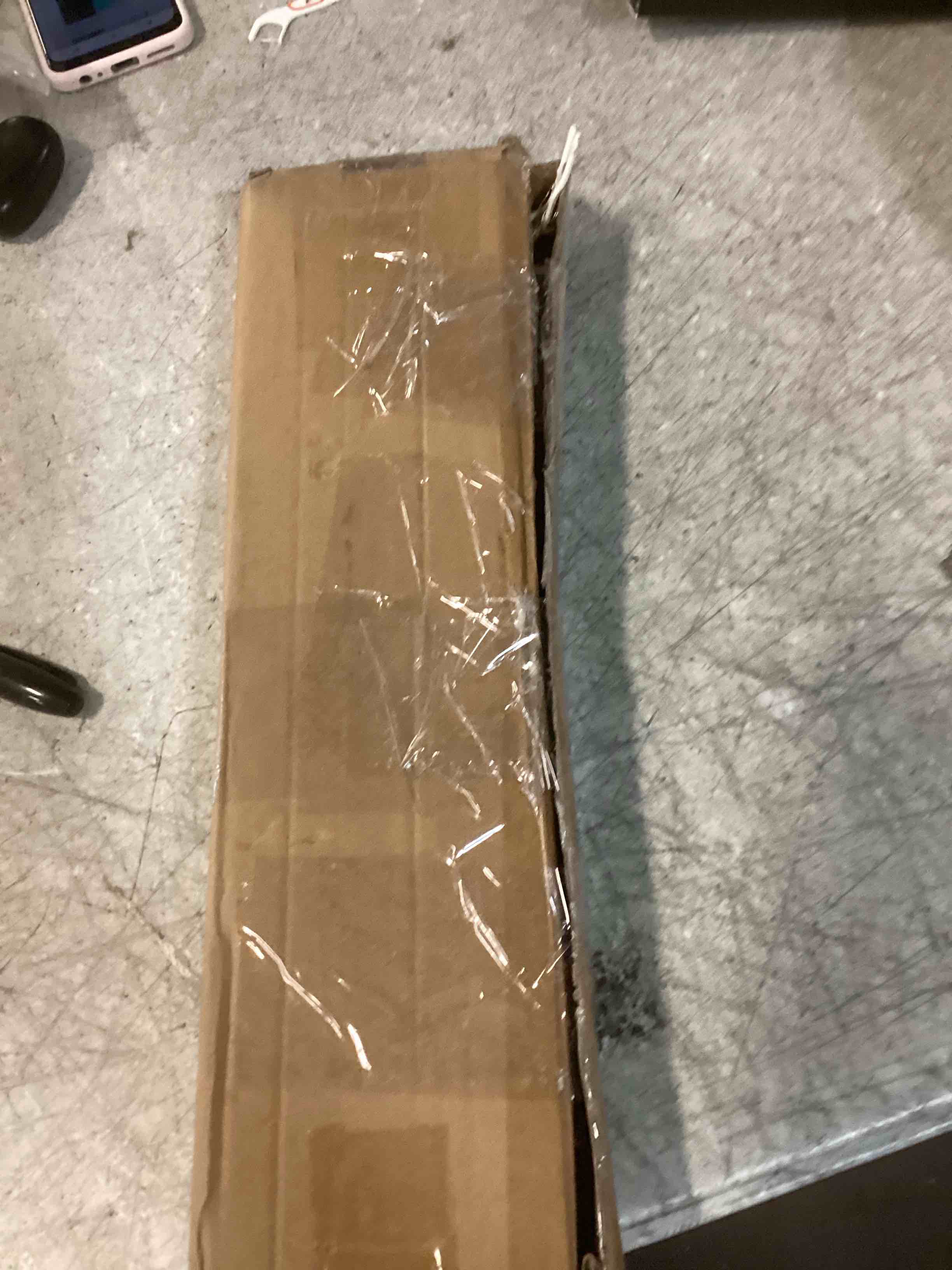 https://s3.amazonaws.com/lotting-images-prod/bidfta/BRN2225198_1740500276029.jpeg