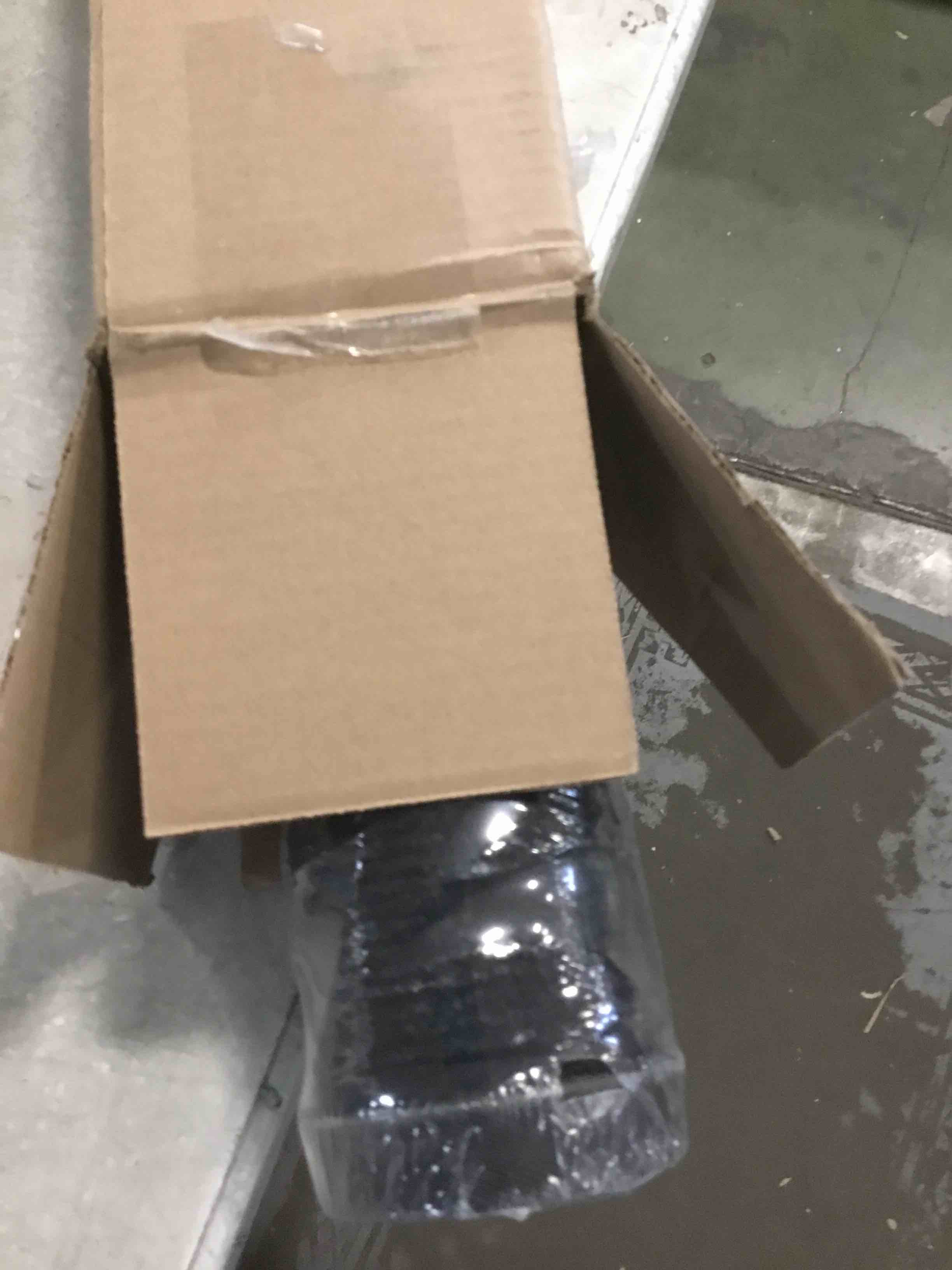 https://s3.amazonaws.com/lotting-images-prod/bidfta/BRN2225768_1740763736108.jpeg
