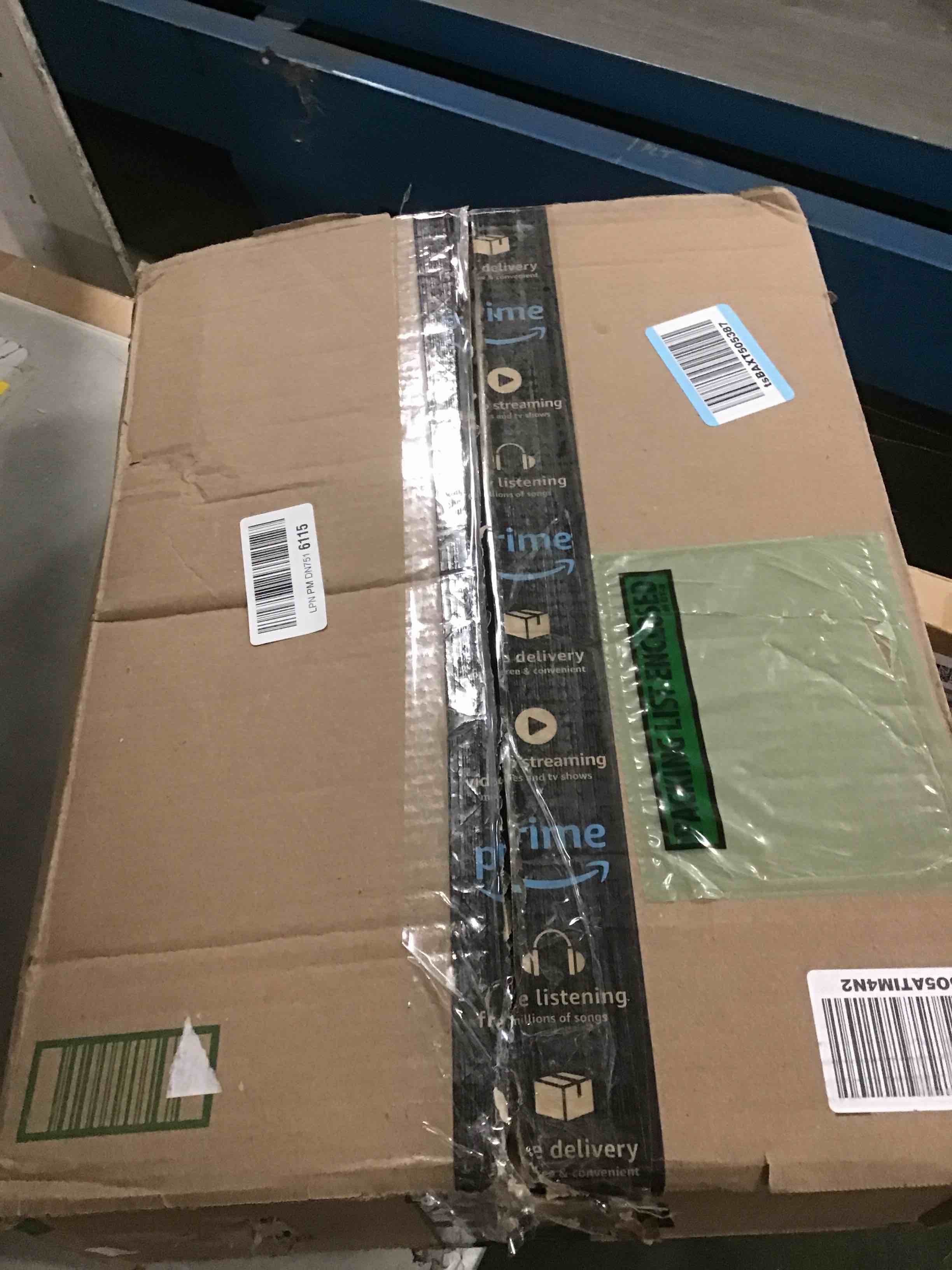 https://s3.amazonaws.com/lotting-images-prod/bidfta/BRN2226270_1741096278978.jpeg