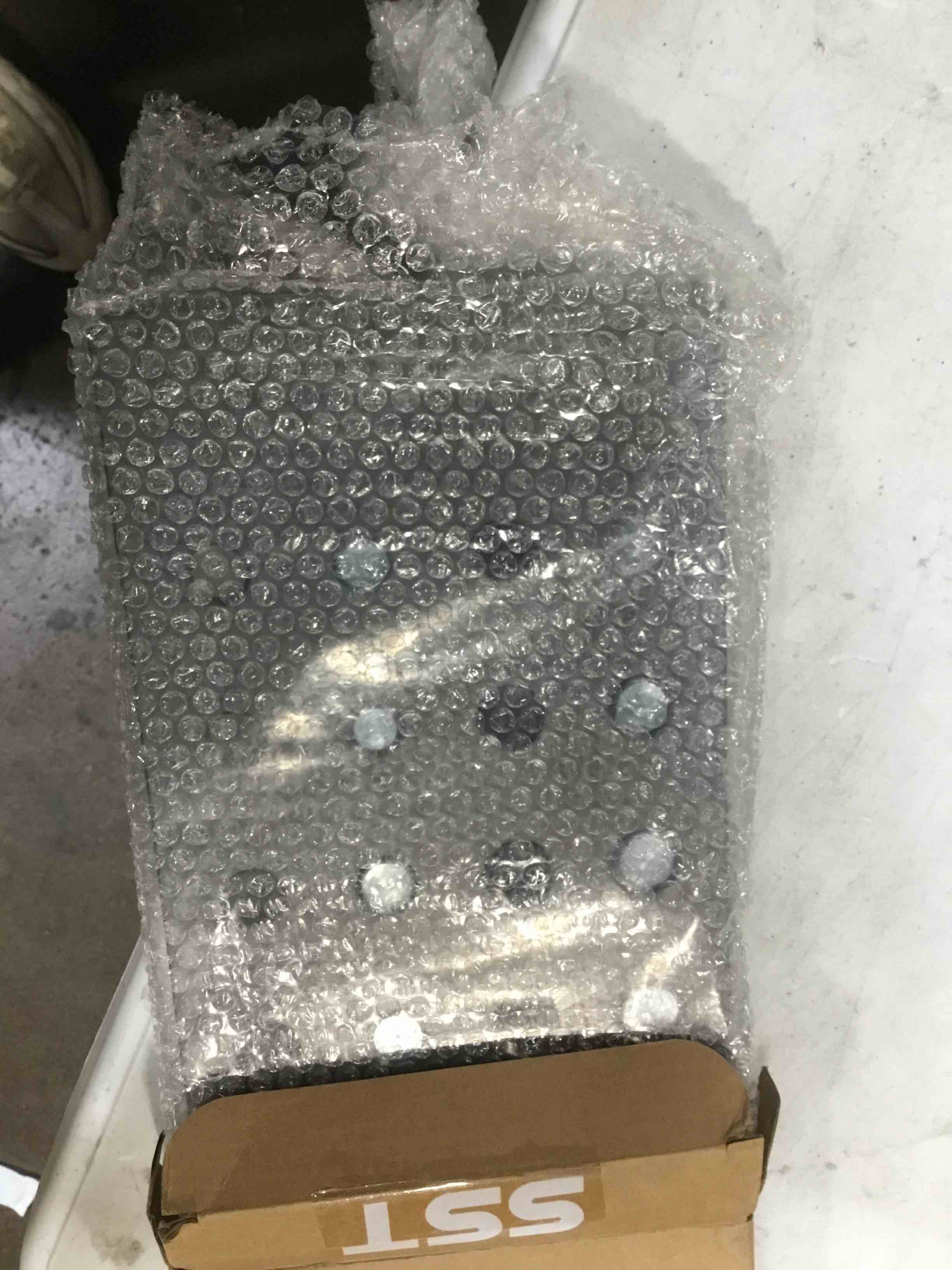 https://s3.amazonaws.com/lotting-images-prod/bidfta/BRN2227395_1738176573866.jpeg