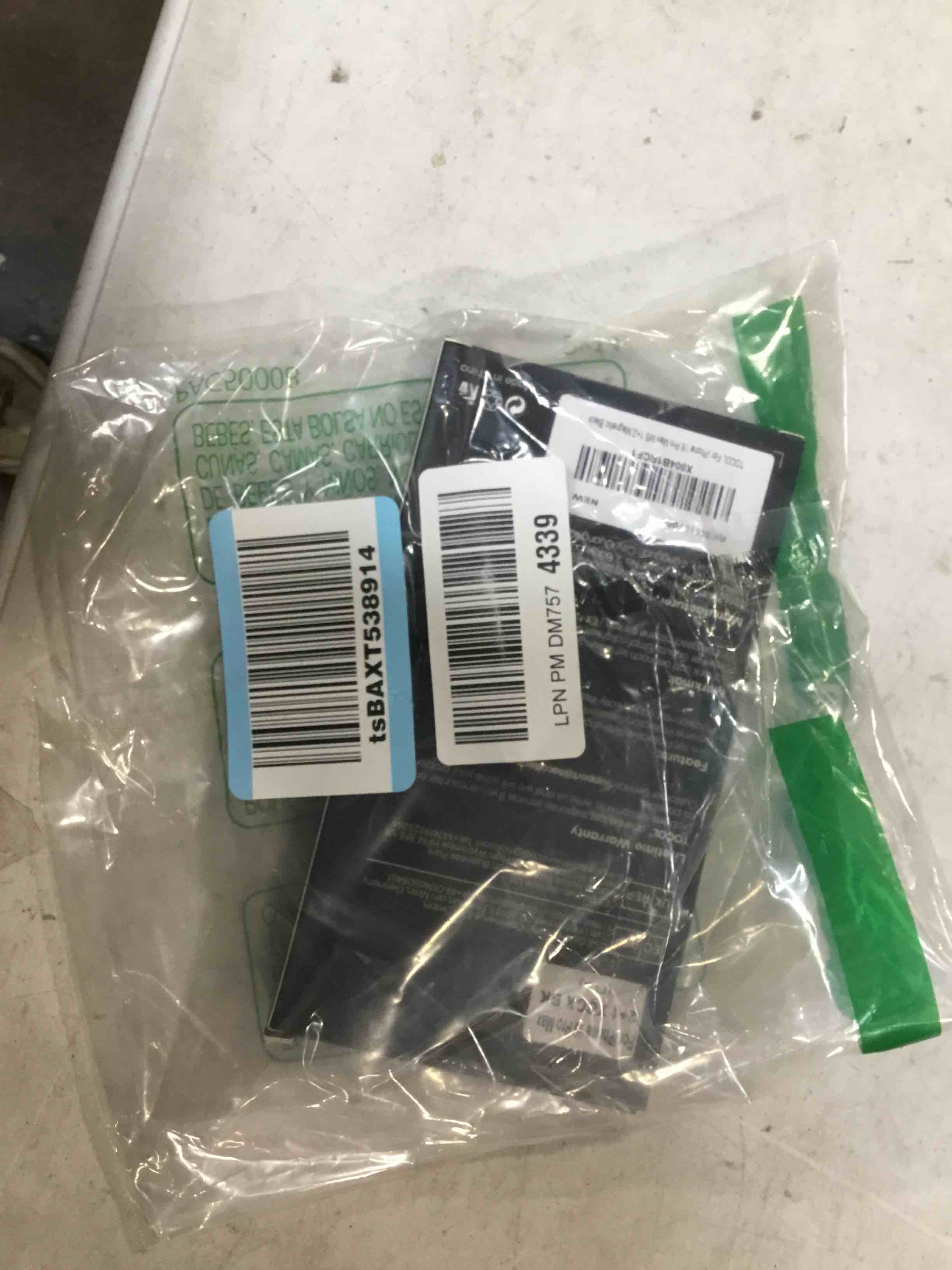 https://s3.amazonaws.com/lotting-images-prod/bidfta/BRN2227415_1738179096540.jpeg