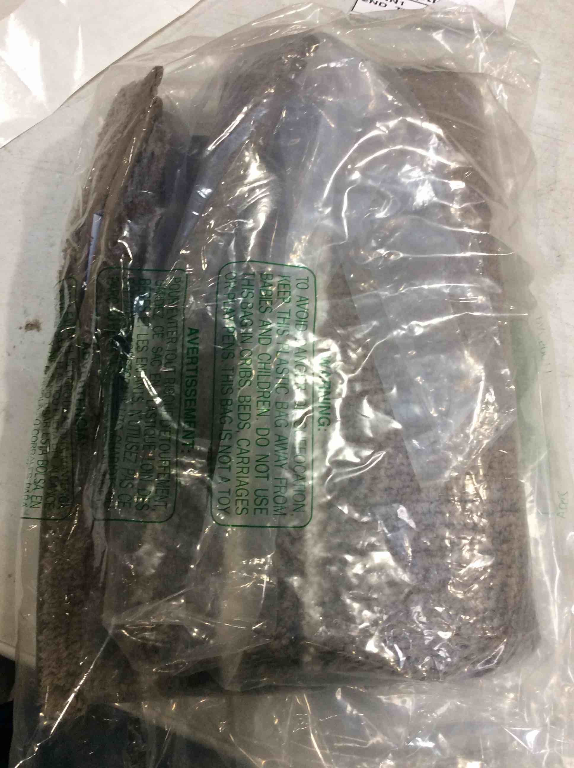 https://s3.amazonaws.com/lotting-images-prod/bidfta/BRN2227446_1738181356789.jpeg