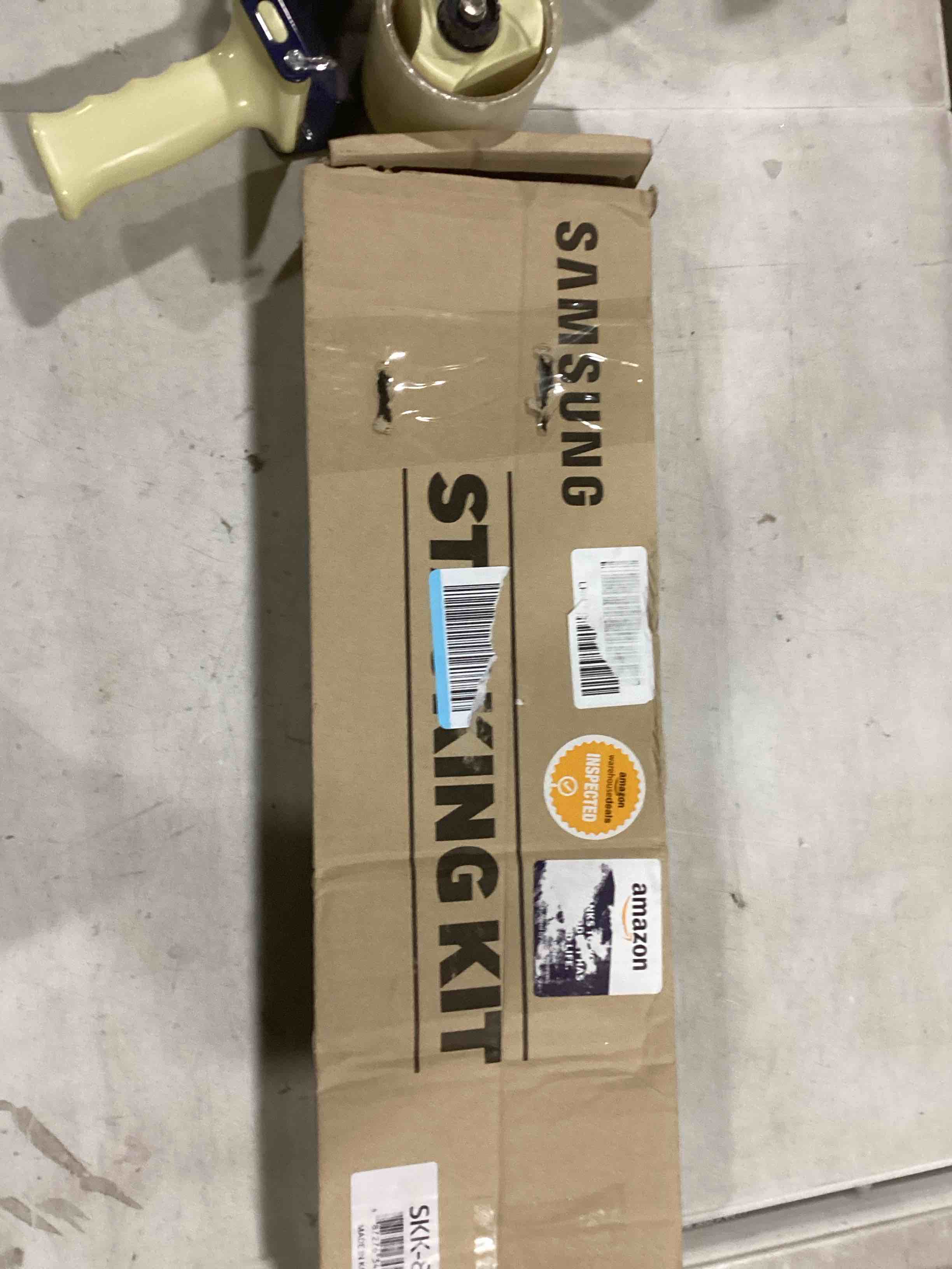 https://s3.amazonaws.com/lotting-images-prod/bidfta/BRN2227586_1738325886360.jpeg