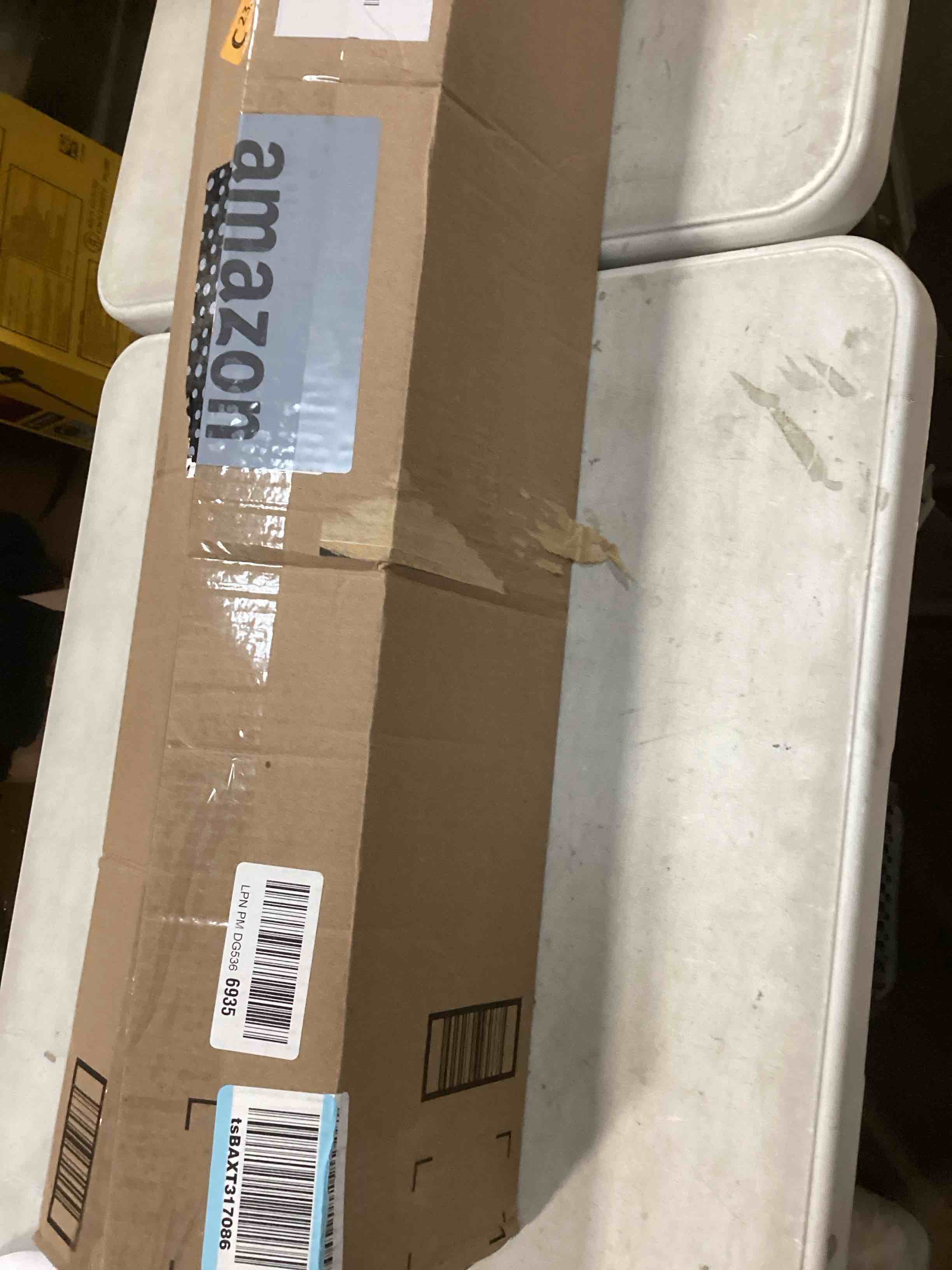 https://s3.amazonaws.com/lotting-images-prod/bidfta/BRN2227668_1738338389580.jpeg