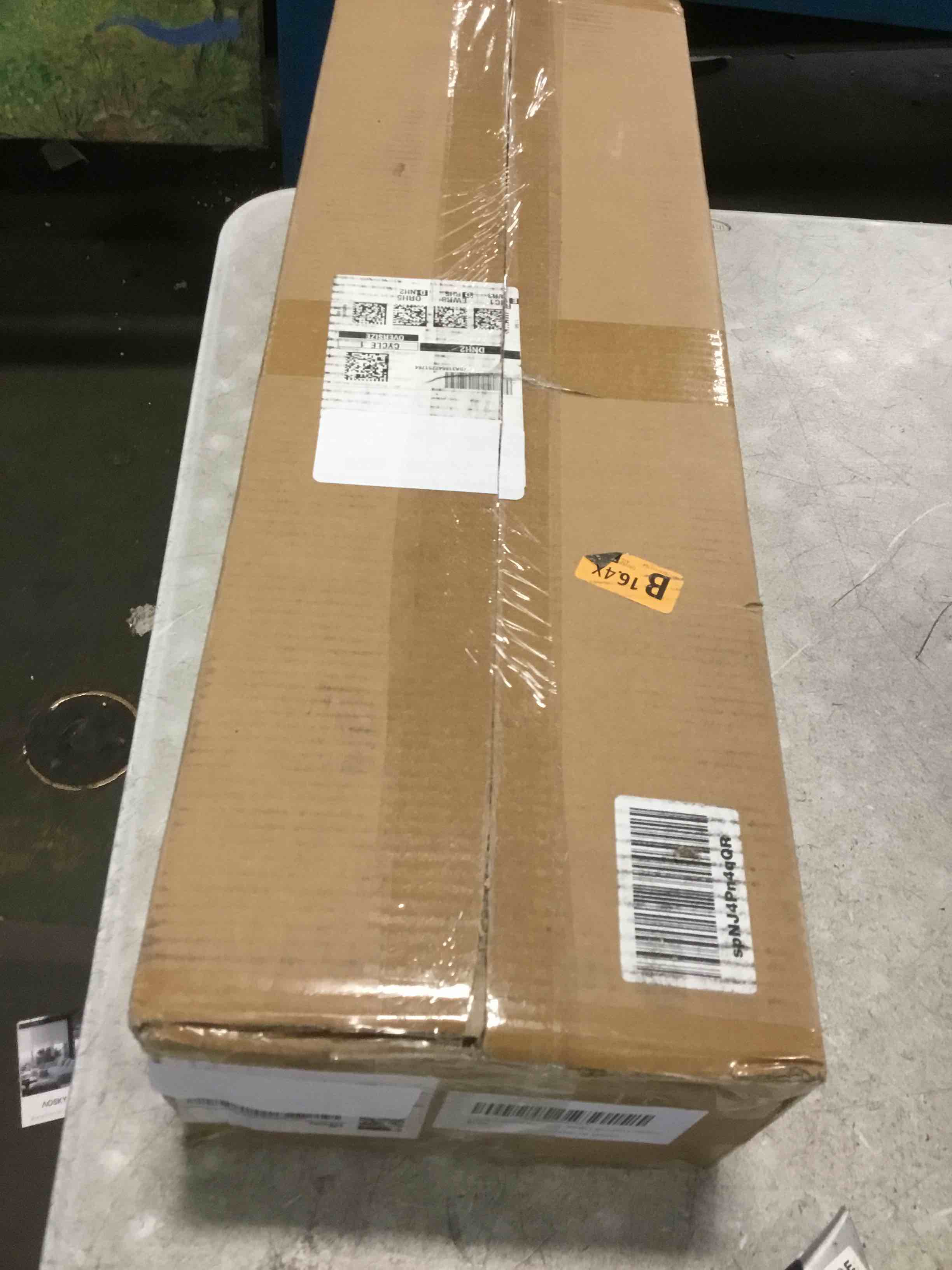 https://s3.amazonaws.com/lotting-images-prod/bidfta/BRN2233280_1738698964443.jpeg