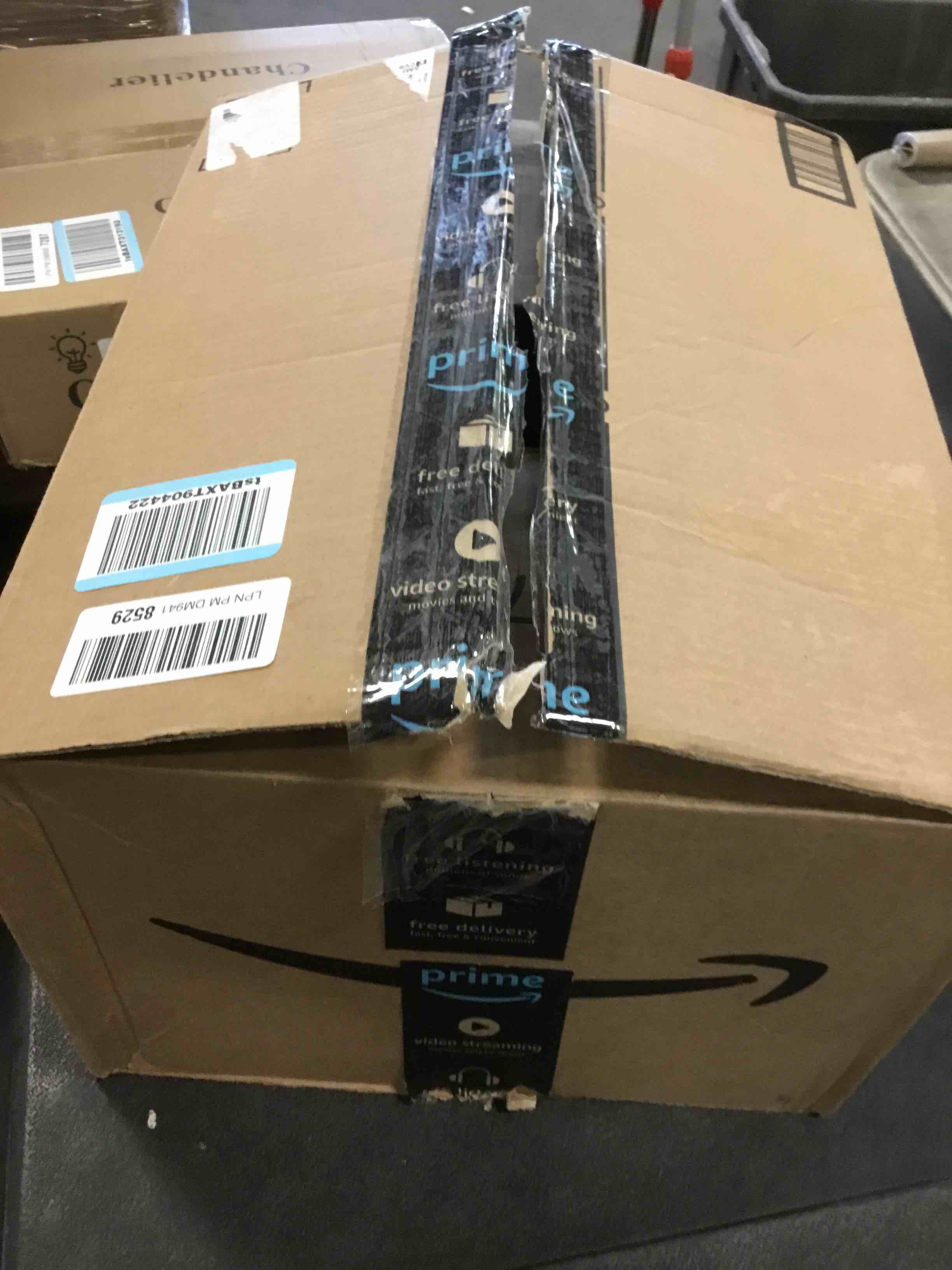 https://s3.amazonaws.com/lotting-images-prod/bidfta/BRN2235501_1739819036307.jpeg