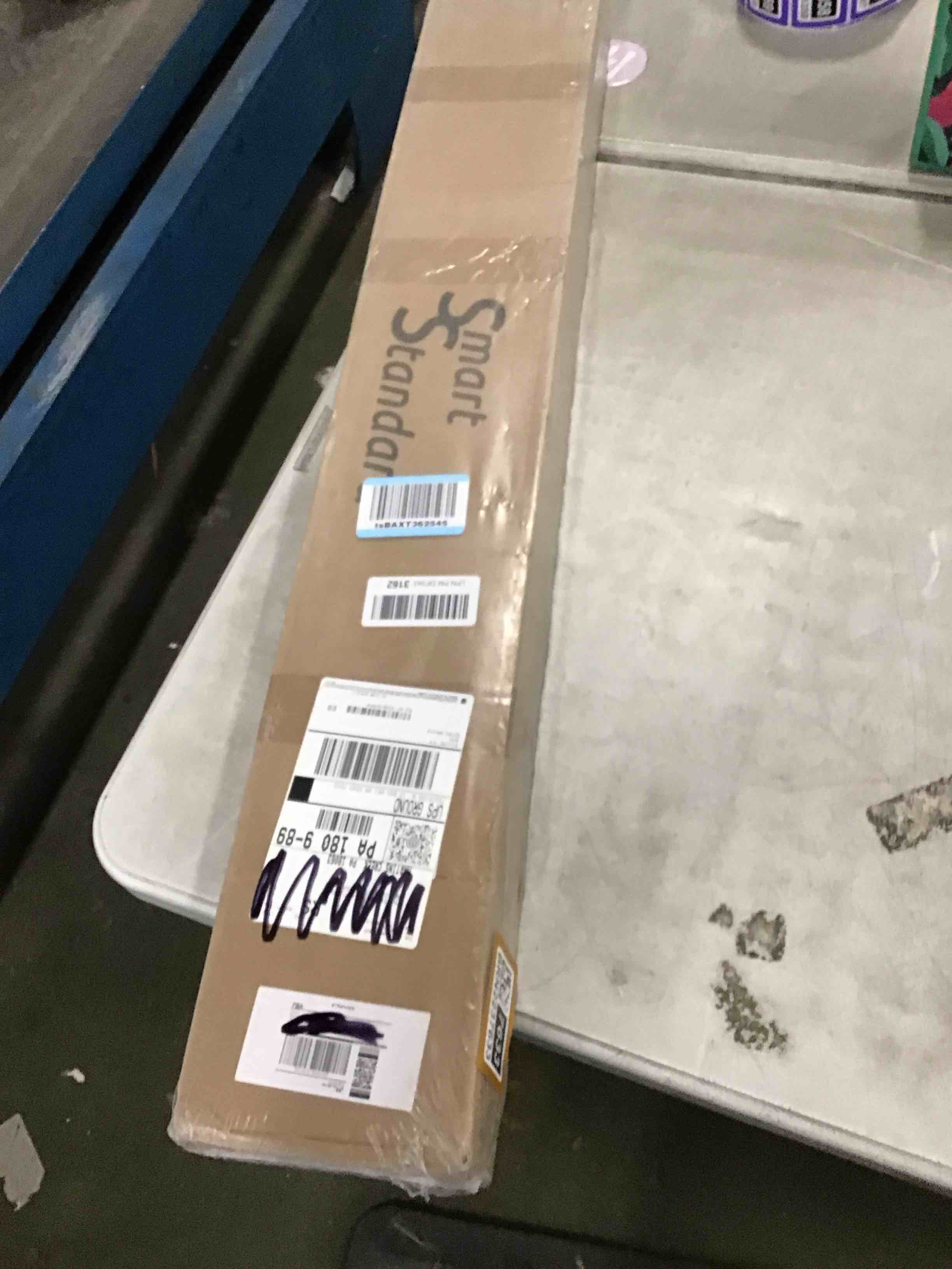https://s3.amazonaws.com/lotting-images-prod/bidfta/BRN2237633_1741182772054.jpeg