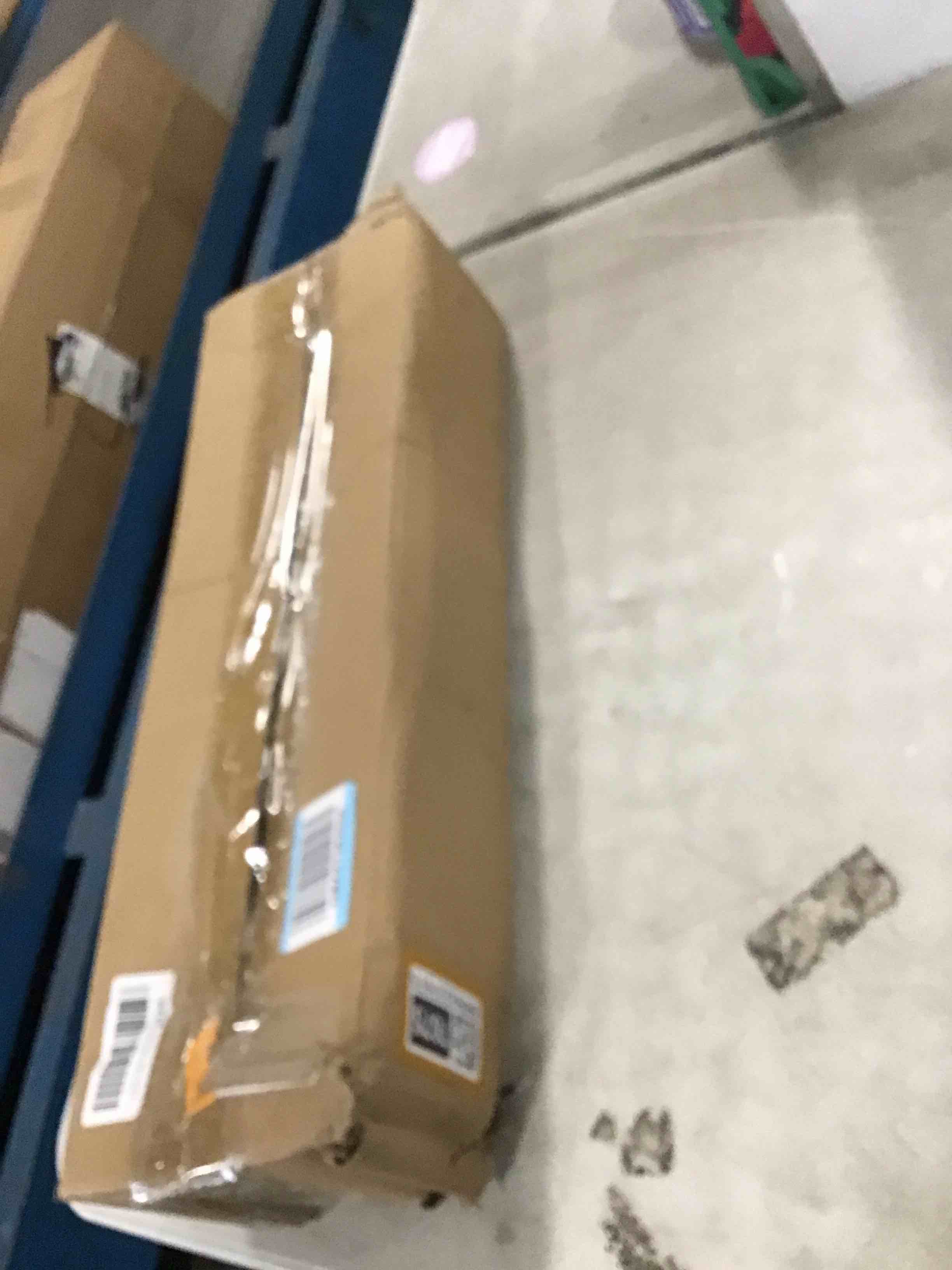 https://s3.amazonaws.com/lotting-images-prod/bidfta/BRN2237675_1741187989165.jpeg
