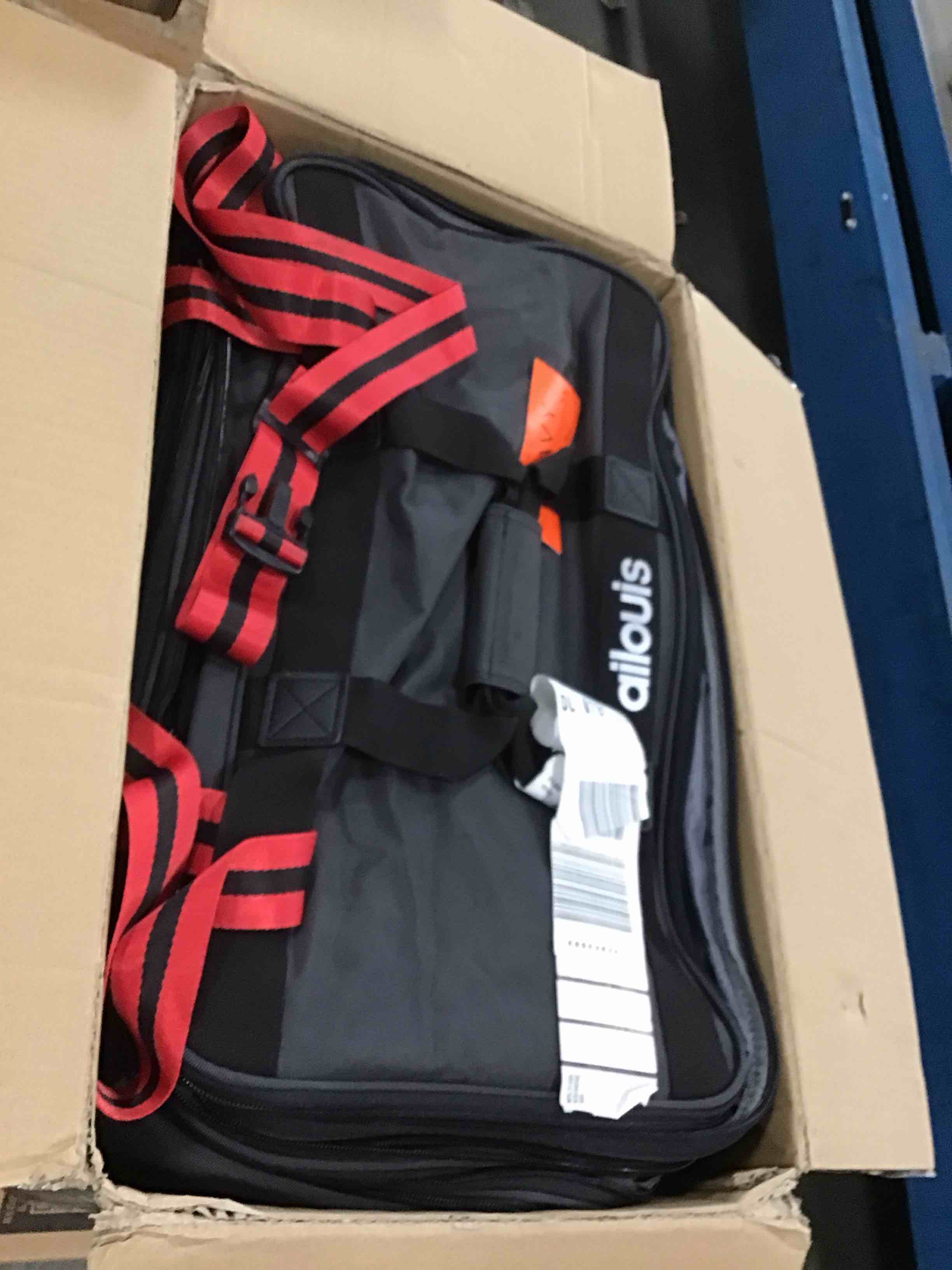 https://s3.amazonaws.com/lotting-images-prod/bidfta/BRN2238237_1741611437575.jpeg