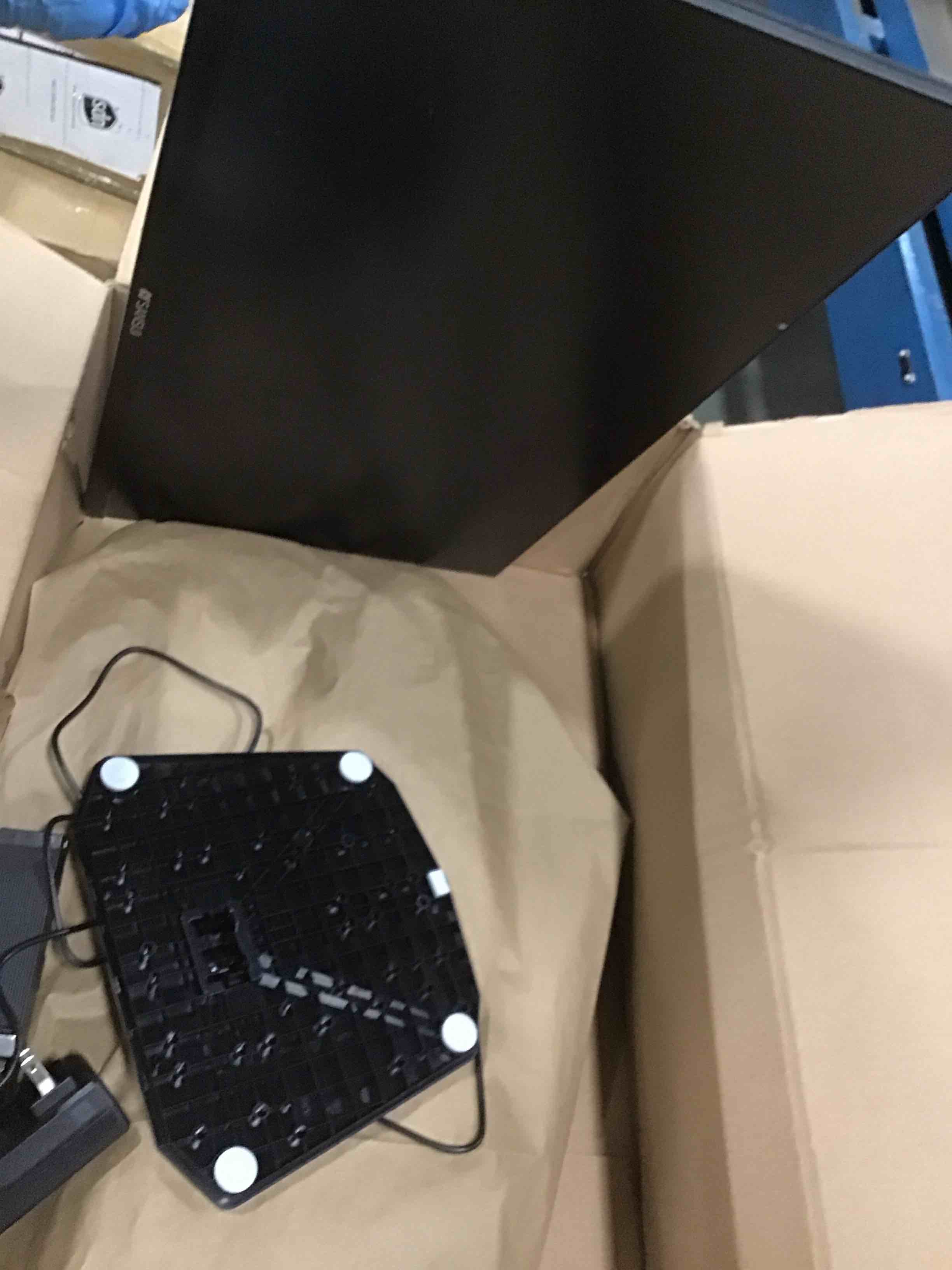 https://s3.amazonaws.com/lotting-images-prod/bidfta/BRN2238883_1741870850516.jpeg