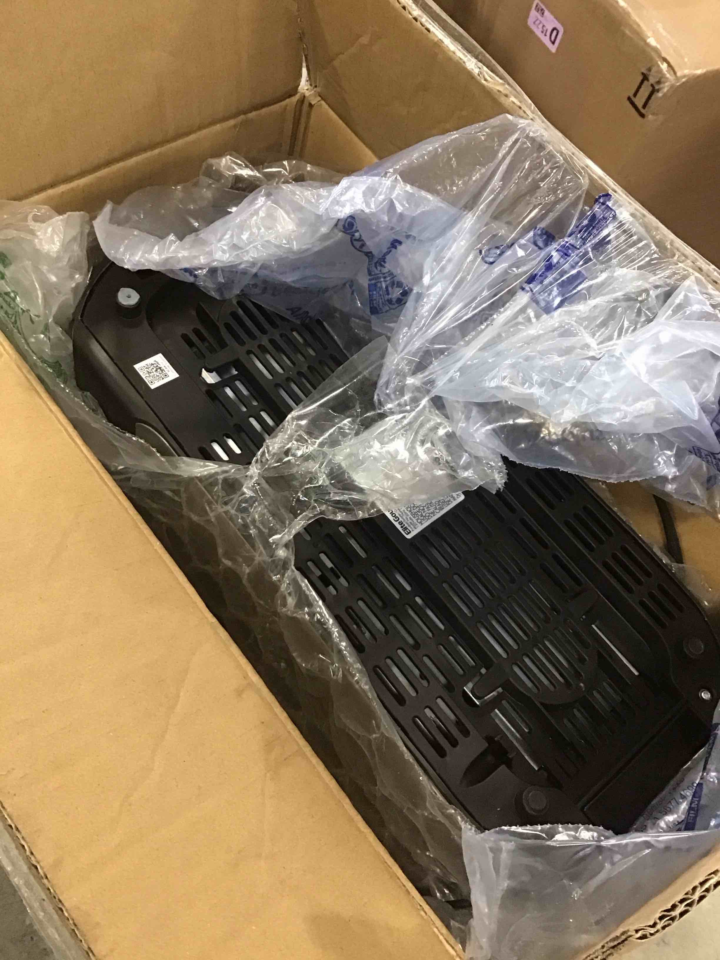 https://s3.amazonaws.com/lotting-images-prod/bidfta/BRN2239670_1739983092038.jpeg