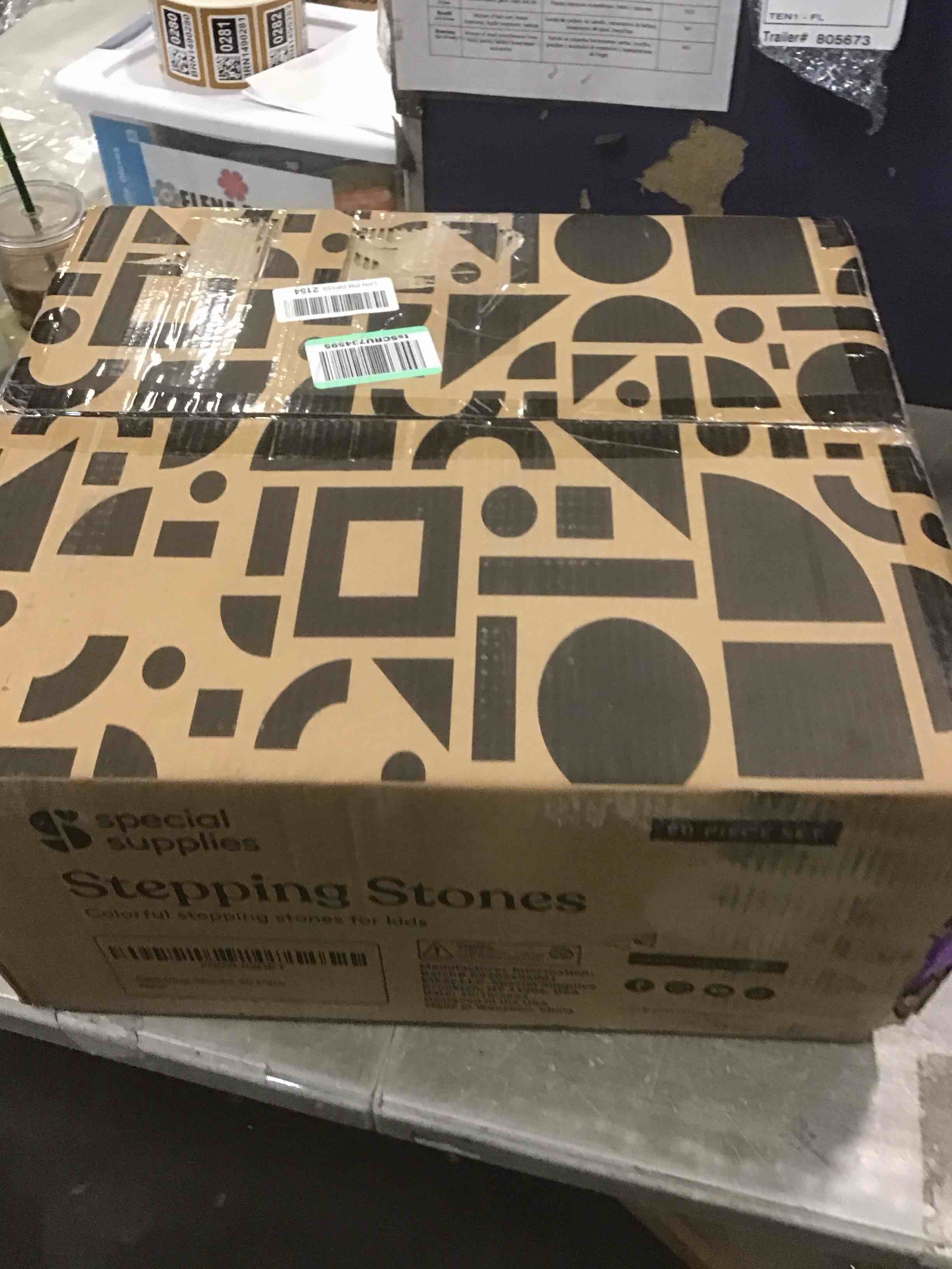 https://s3.amazonaws.com/lotting-images-prod/bidfta/BRN2241281_1740747887591.jpeg