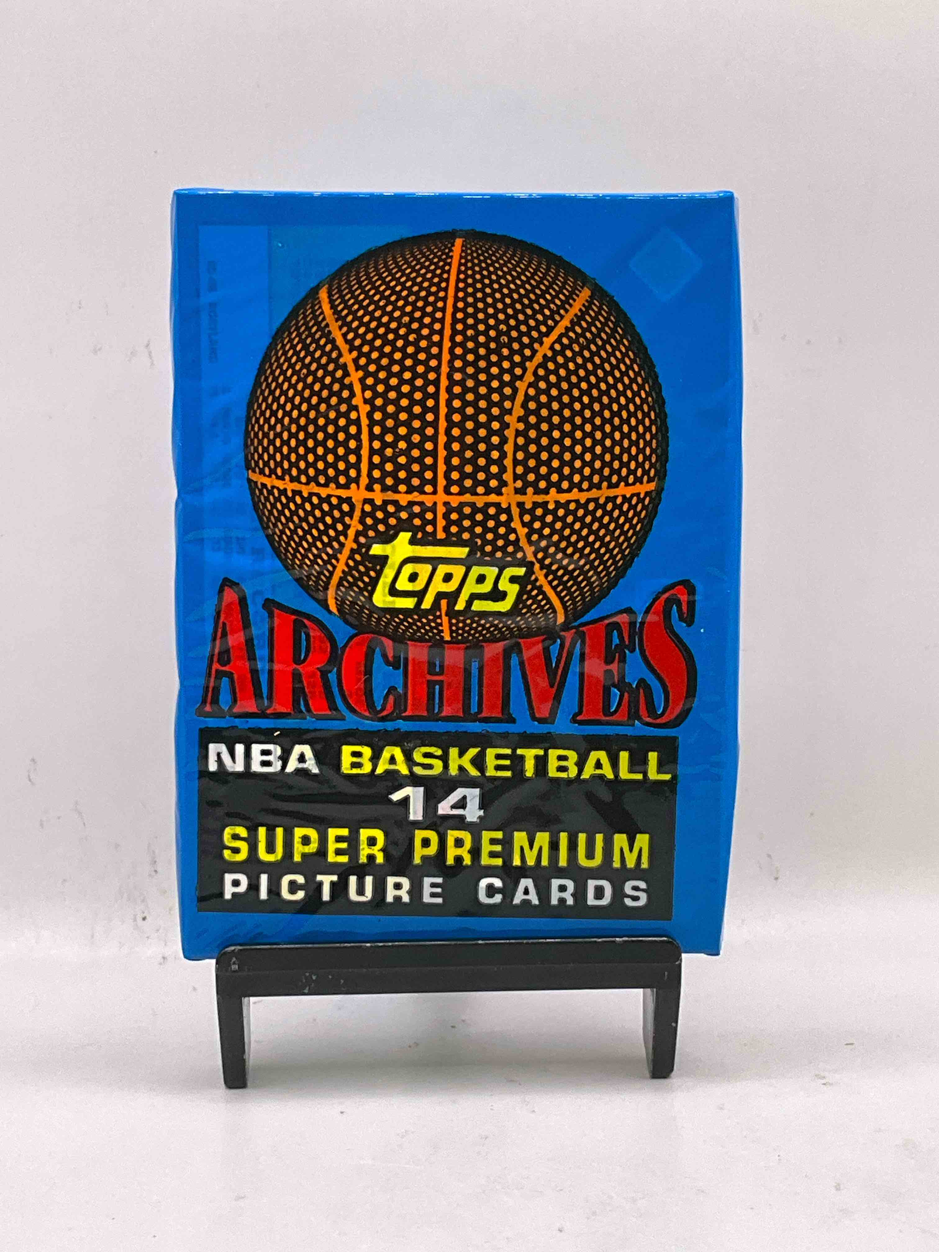 1993 NBA Gold! Super Rare! 1993 Topps Archives "The Rookies" Basketball Sealed Packs, Direct From Sealed Original Retail Case! This Is A Super Cool Rare Set Featuring Archived Quality Rookie Cards From 1981-1991 Using New (At The Time) Topps High Definition Photo Technology. Includes A Special 1981-1991 #1 NBA Draft Picks Subset Card That Is Stunning! These Packs Are Exceptionally Rare & Make An Awesome Edition To Any Sports Card Collection! Rare!