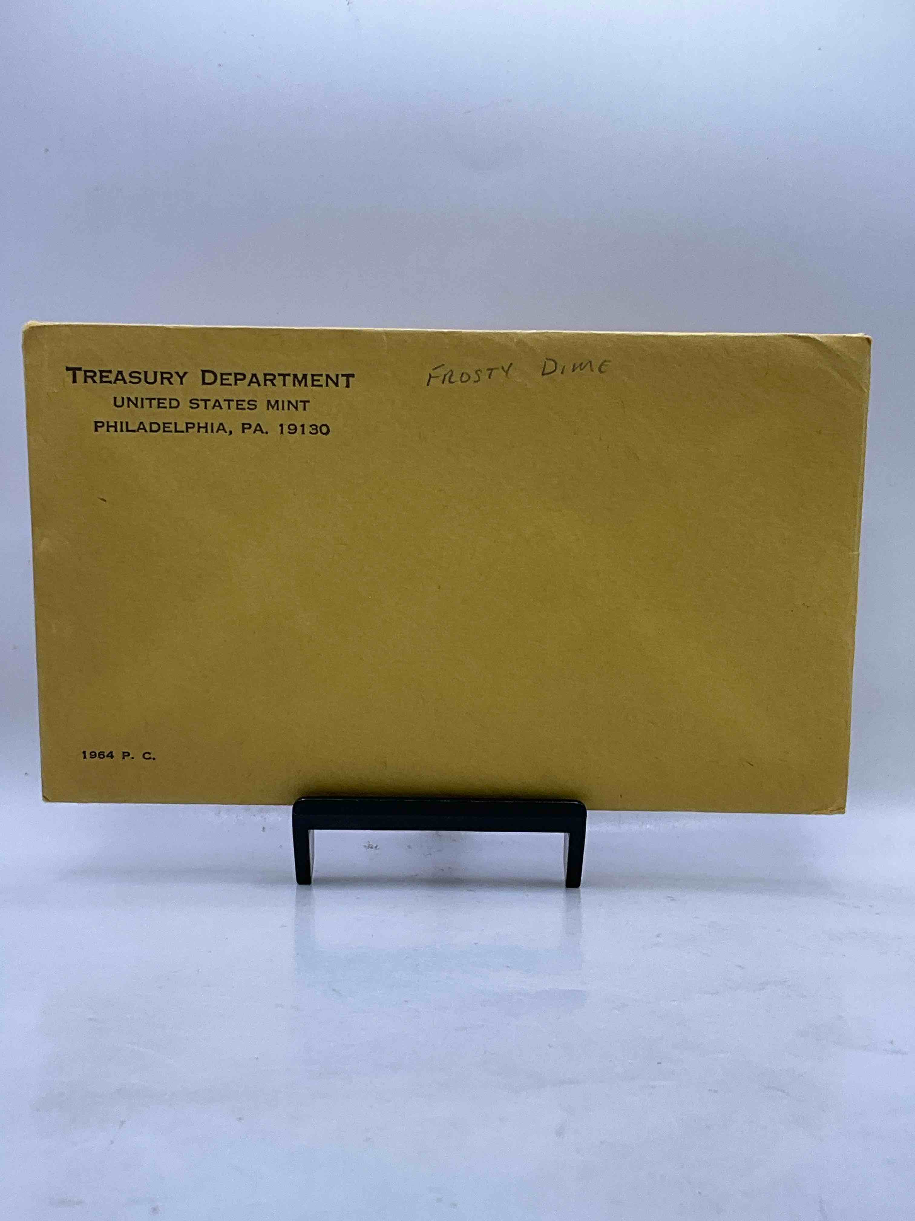 https://s3.amazonaws.com/lotting-images-prod/bidfta/BRN2242193_1752671644446.jpeg