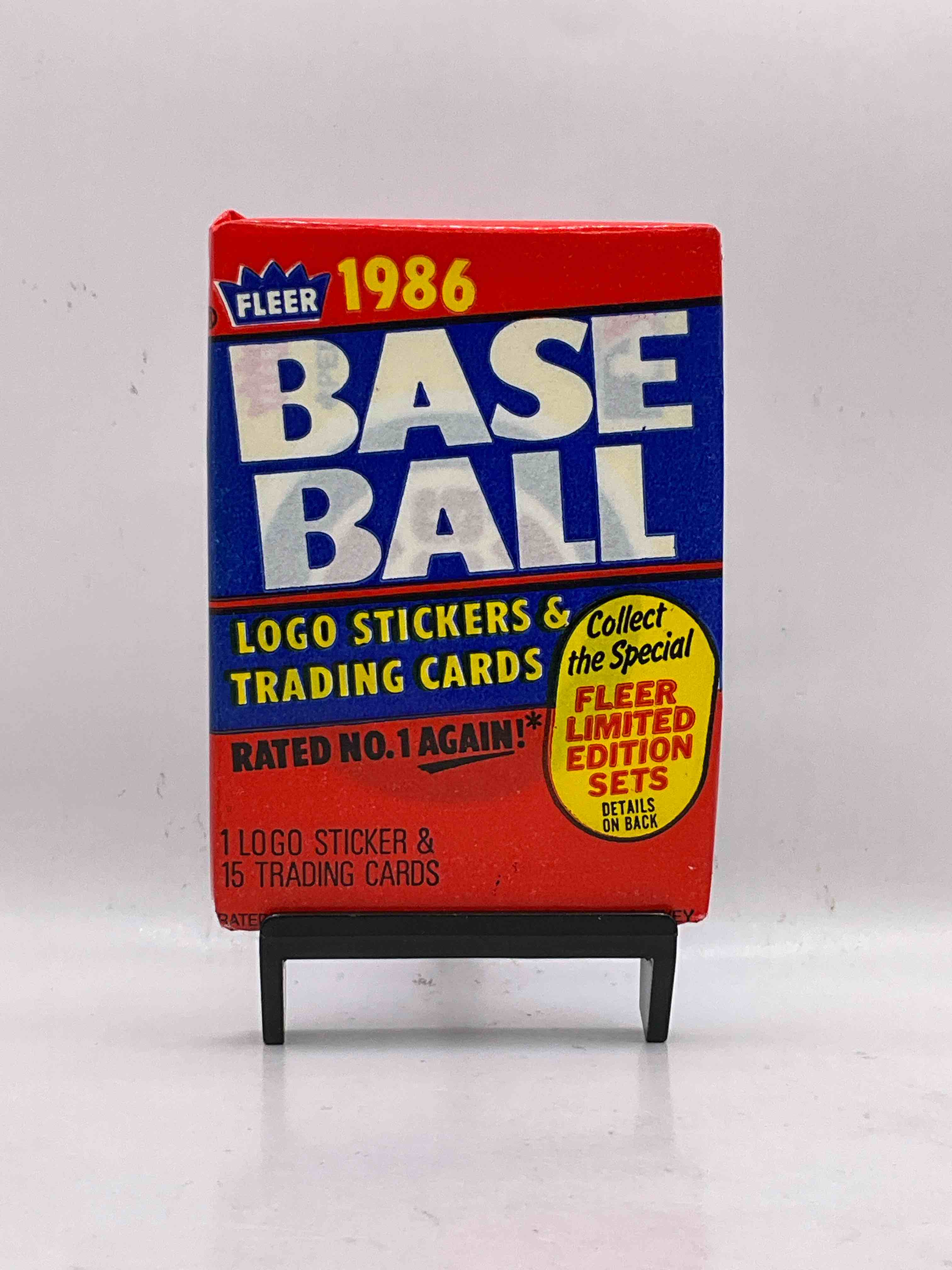 Wow! Super Rare! 1986 Fleer Baseball Unopened Wax Pack, Direct From Original Retail Case! Impossible To Find! Search For Jose Canseco's Earliest Rookie #649 (PSA 10 $325 Value), Nolan Ryan #310 (PSA 10 $175 Value), Don Mattingly #109 (PSA 10 $175 Value), Cecil Fielder Rookie & Way Too Many Valuable Cards To List! Incredibly Hard To Get, Excellent Condition!