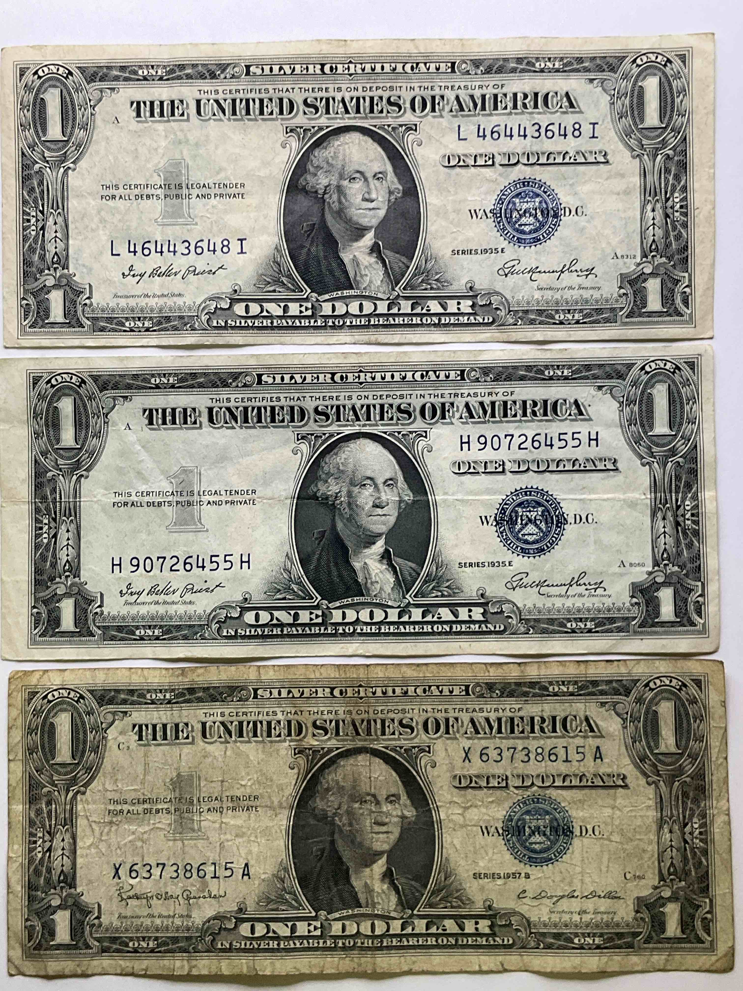 1957 & 1935 Silver Certificates! Did You Know That Prior To 1964 One Dollar U.S. Paper Money Was Actually Redeemable For Silver Dollars?! Wow How Times Have Changed! Silver Certificates Were Produced From 1878 To 1964 & Are Still Considered Legal Tender At Face Value. Here Are Gorgeous, Circulated 1935 & 1957 U.S. One Dollar Silver Certificate, With Highly Collectible "Blue Seal!* Own An Awesome Piece Of History!