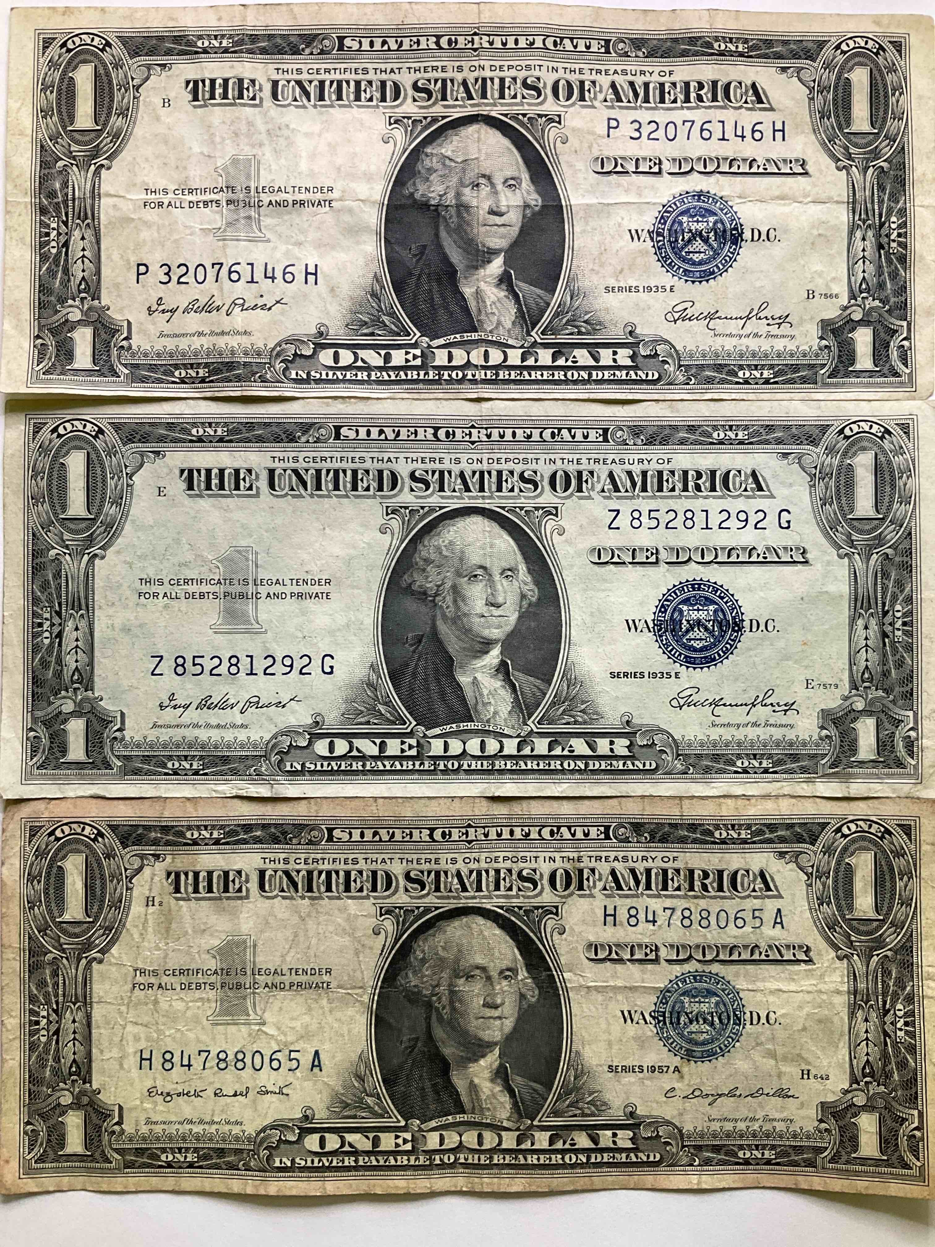 1957 & 1935 Silver Certificates! Did You Know That Prior To 1964 One Dollar U.S. Paper Money Was Actually Redeemable For Silver Dollars?! Wow How Times Have Changed! Silver Certificates Were Produced From 1878 To 1964 & Are Still Considered Legal Tender At Face Value. Here Are Gorgeous, Circulated 1935 & 1957 U.S. One Dollar Silver Certificate, With Highly Collectible "Blue Seal!* Own An Awesome Piece Of History!