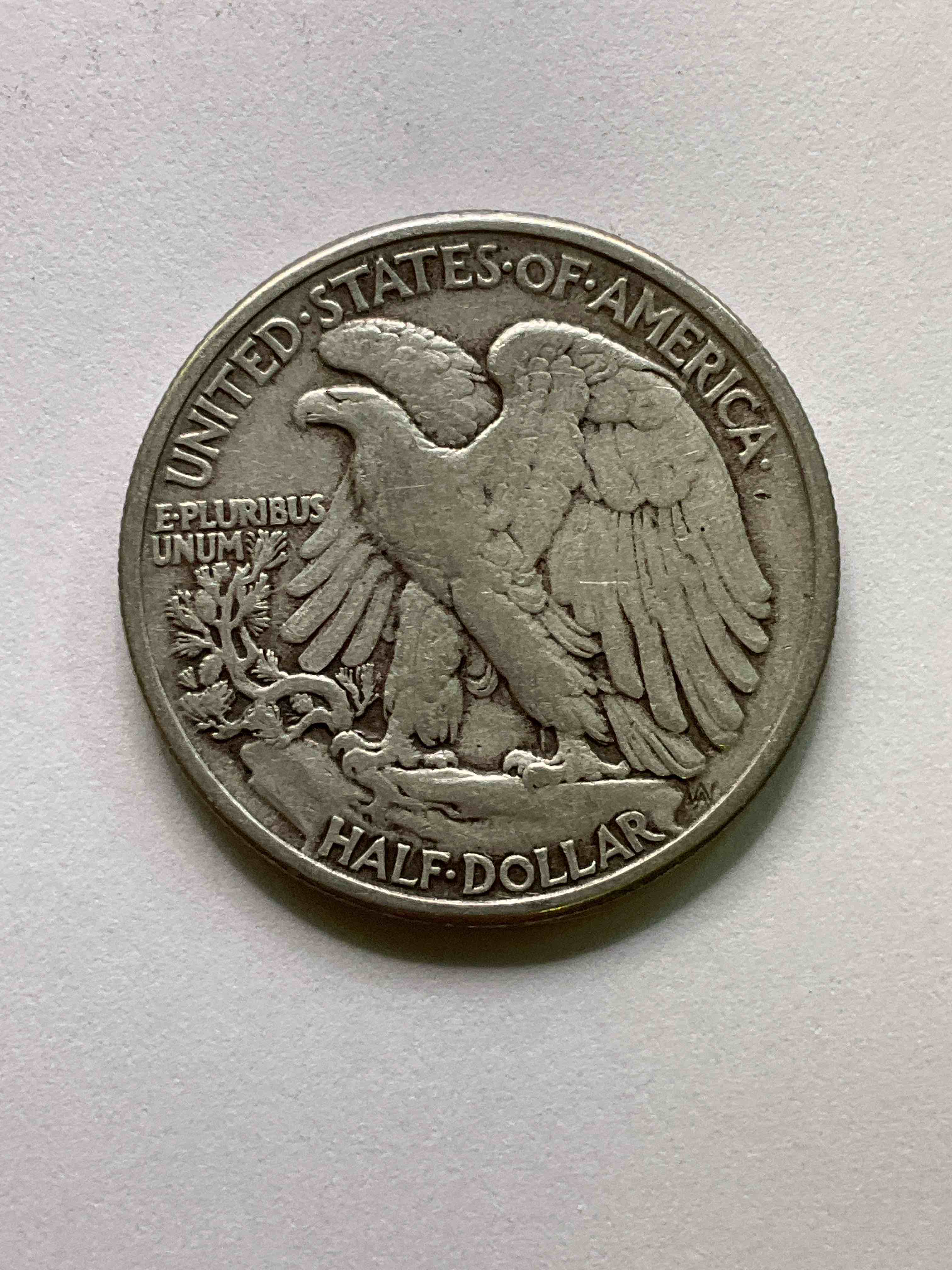https://s3.amazonaws.com/lotting-images-prod/bidfta/BRN2242465_1753190997639.jpeg