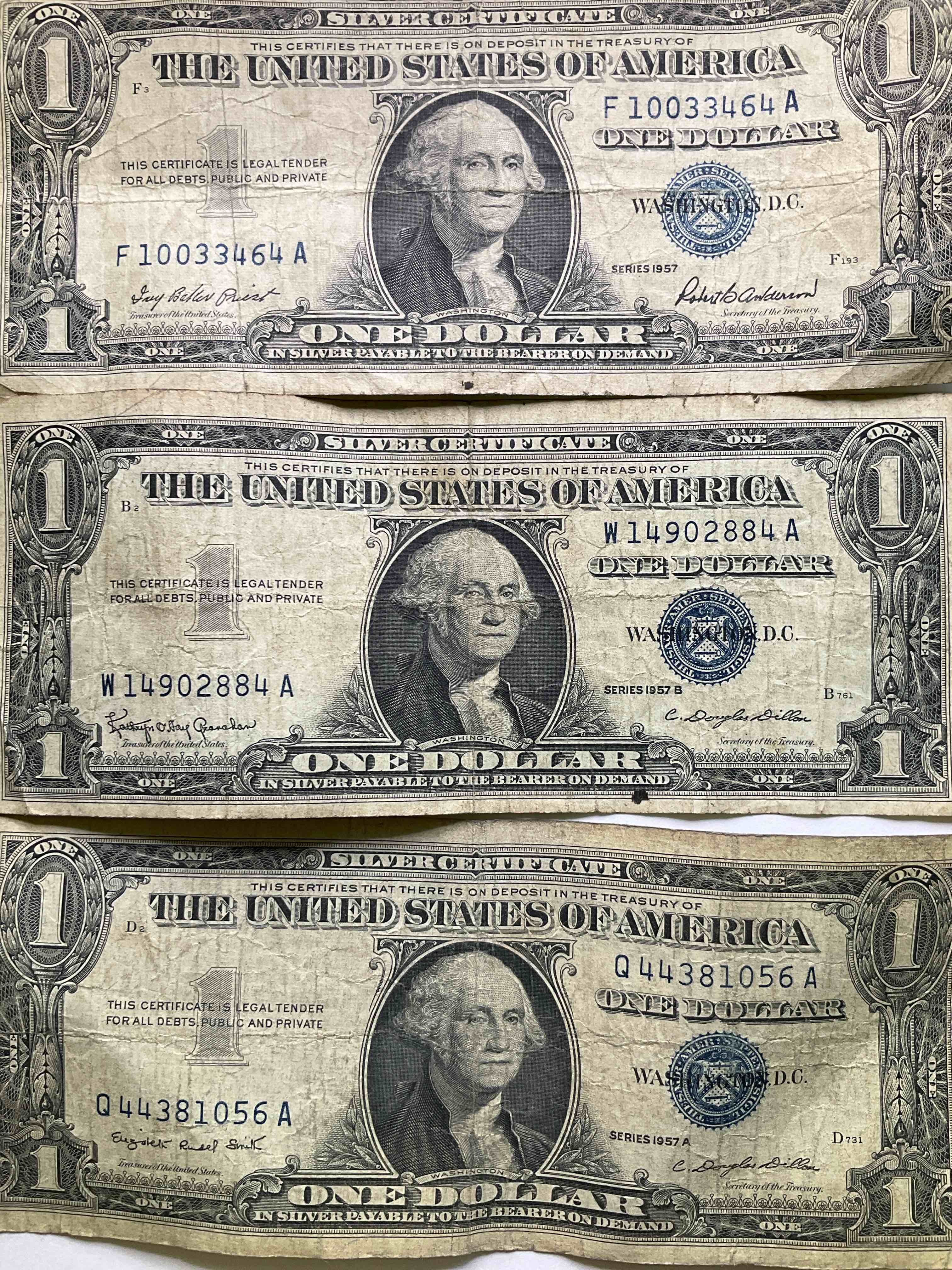 1957 Silver Certificates! Did You Know That Prior To 1964 One Dollar U.S. Paper Money Was Actually Redeemable For Silver Dollars?! Wow How Times Have Changed! Silver Certificates Were Produced From 1878 To 1964 & Are Still Considered Legal Tender At Face Value. Here Are Gorgeous, Circulated 1957 U.S. One Dollar Silver Certificate, With Highly Collectible "Blue Seal!* Own An Awesome Piece Of History!