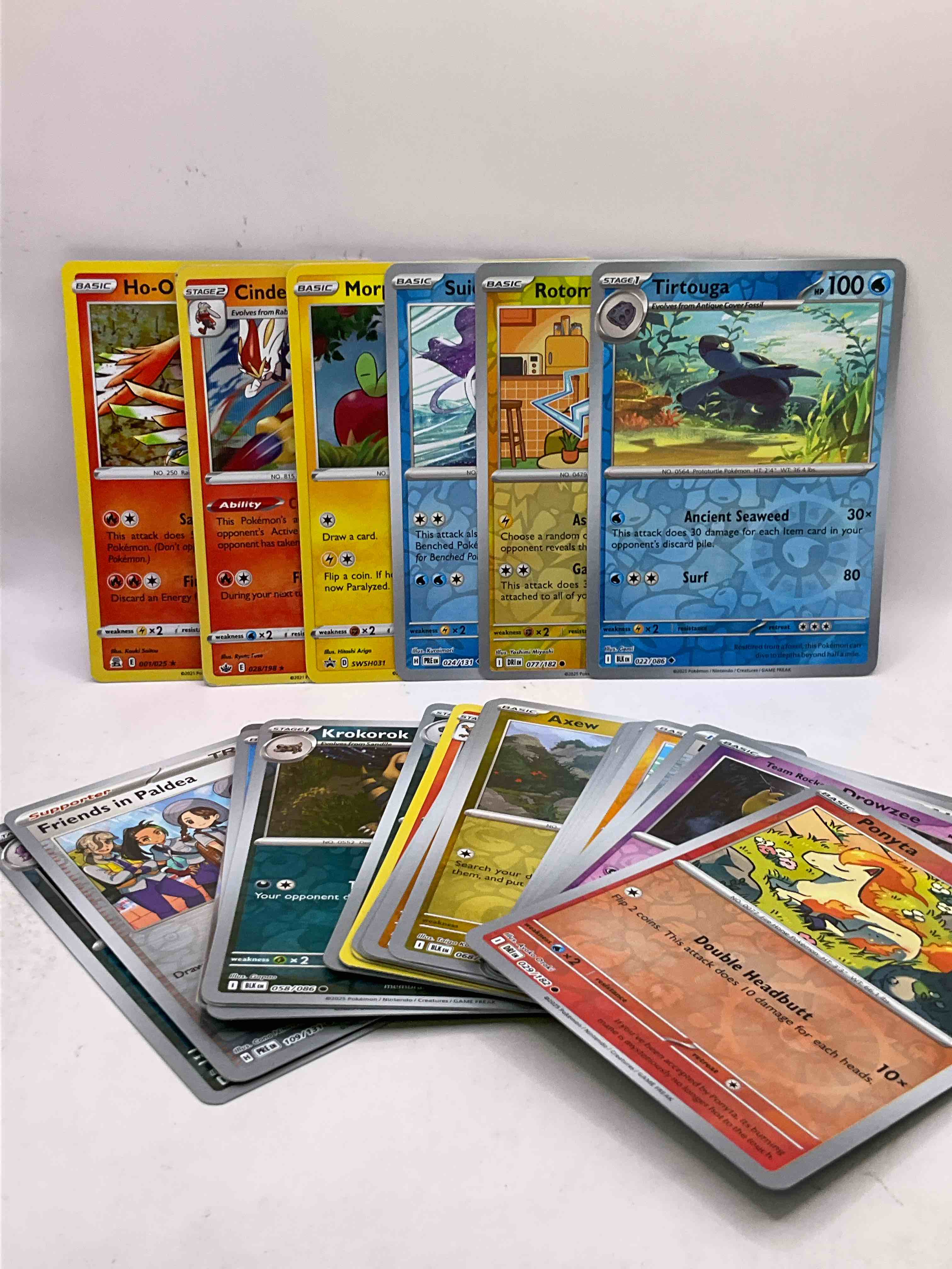 Holo Craziness! 25 Card Random Holo Pokemon Cards With Some Of Your Favorites! Get On The Pokemon Wave With These Rare & Super Cool Pokemon Holo Cards! 