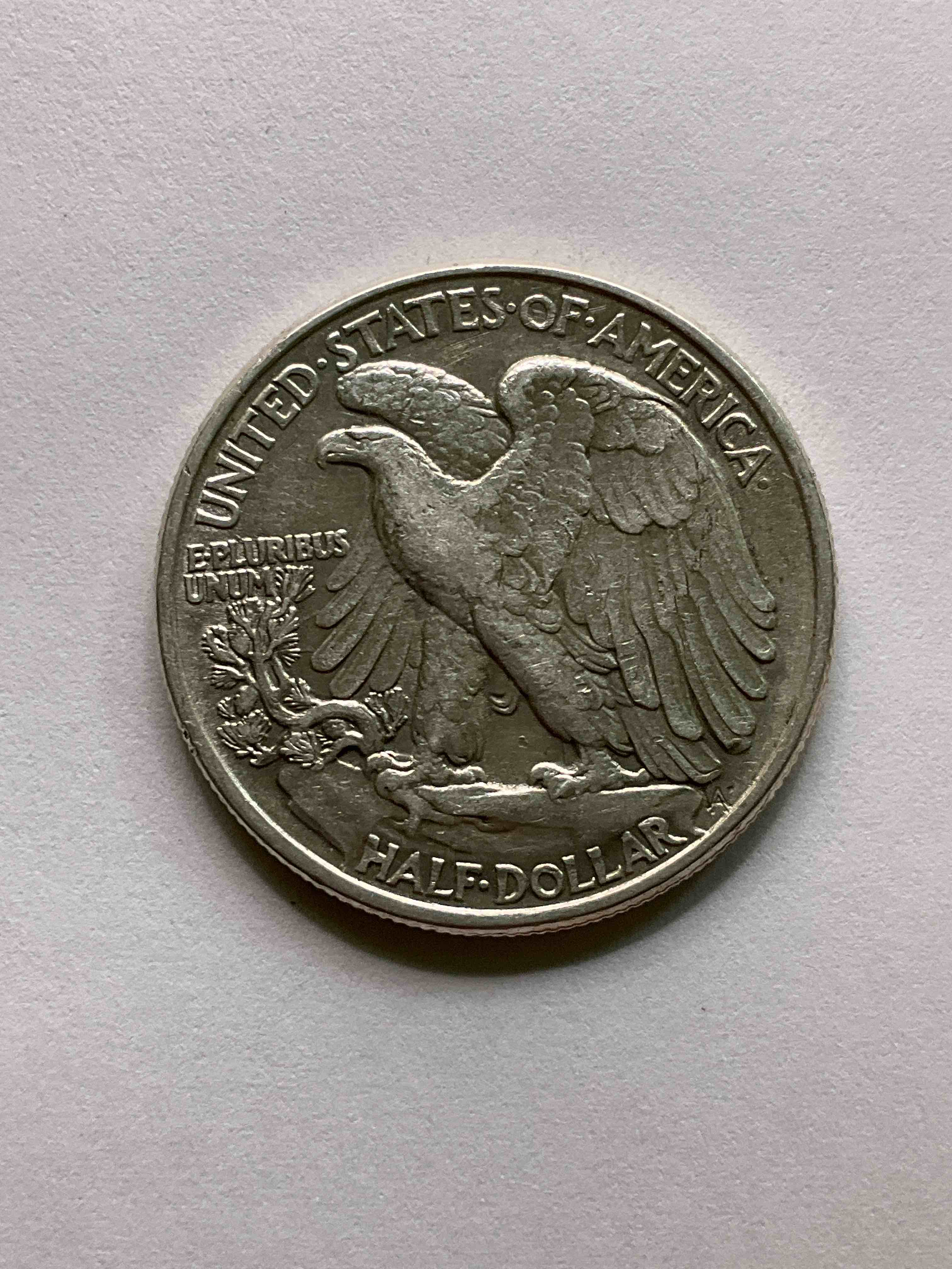 https://s3.amazonaws.com/lotting-images-prod/bidfta/BRN2242814_1753713455308.jpeg