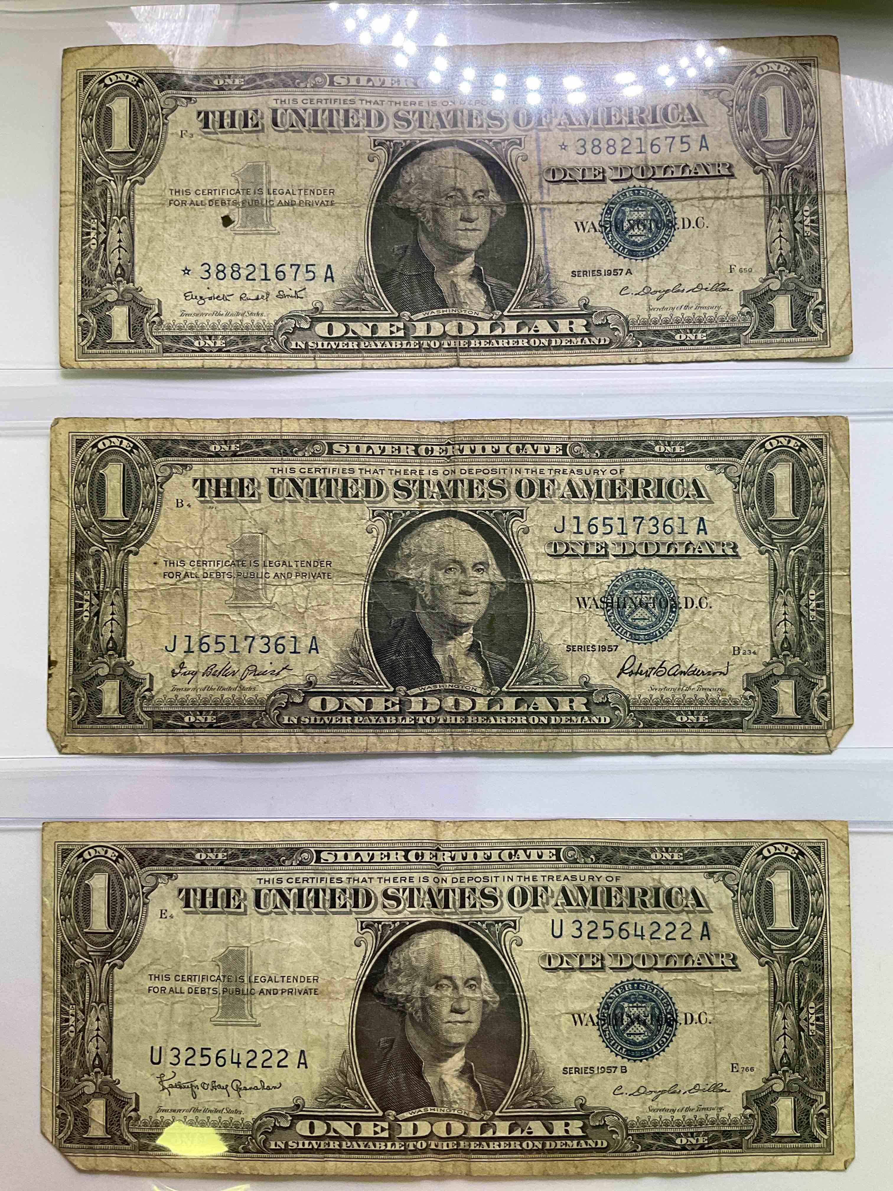 1957 Silver Certificates! Did You Know That Prior To 1964 One Dollar U.S. Paper Money Was Actually Redeemable For Silver Dollars?! Wow How Times Have Changed! Silver Certificates Were Produced From 1878 To 1964 & Are Still Considered Legal Tender At Face Value. Here Are Gorgeous, Circulated 1957 U.S. One Dollar Silver Certificate, With Highly Collectible "Blue Seal!* Own An Awesome Piece Of History!