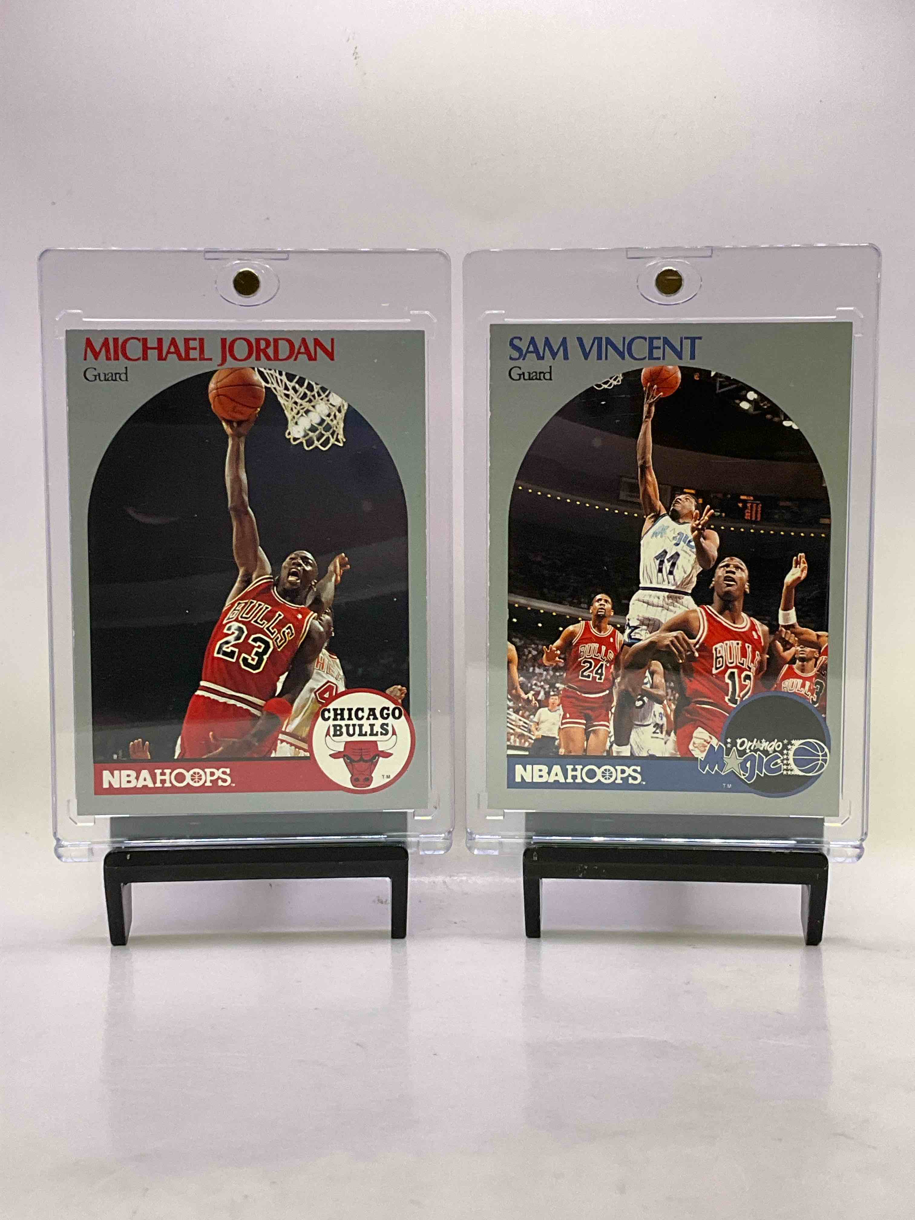 Michael Jordan! Including Rare #12 MJ Showing! 1990 NBA Hoops 50 Card Basketball! The BEST Cards From The Year! Michael Jordan, Scottie Pippen, Magic Johnson, Larry Bird, Dominique Wilkins, David Robinson, Charles Barkley, Hakeem Olajuwon, Karl Malone, Clyde Drexler & More! All Stars, Hall Of Famers, Champions & More, The Perfect Mix Of Miscellaneous ‘90 NBA Variety! 