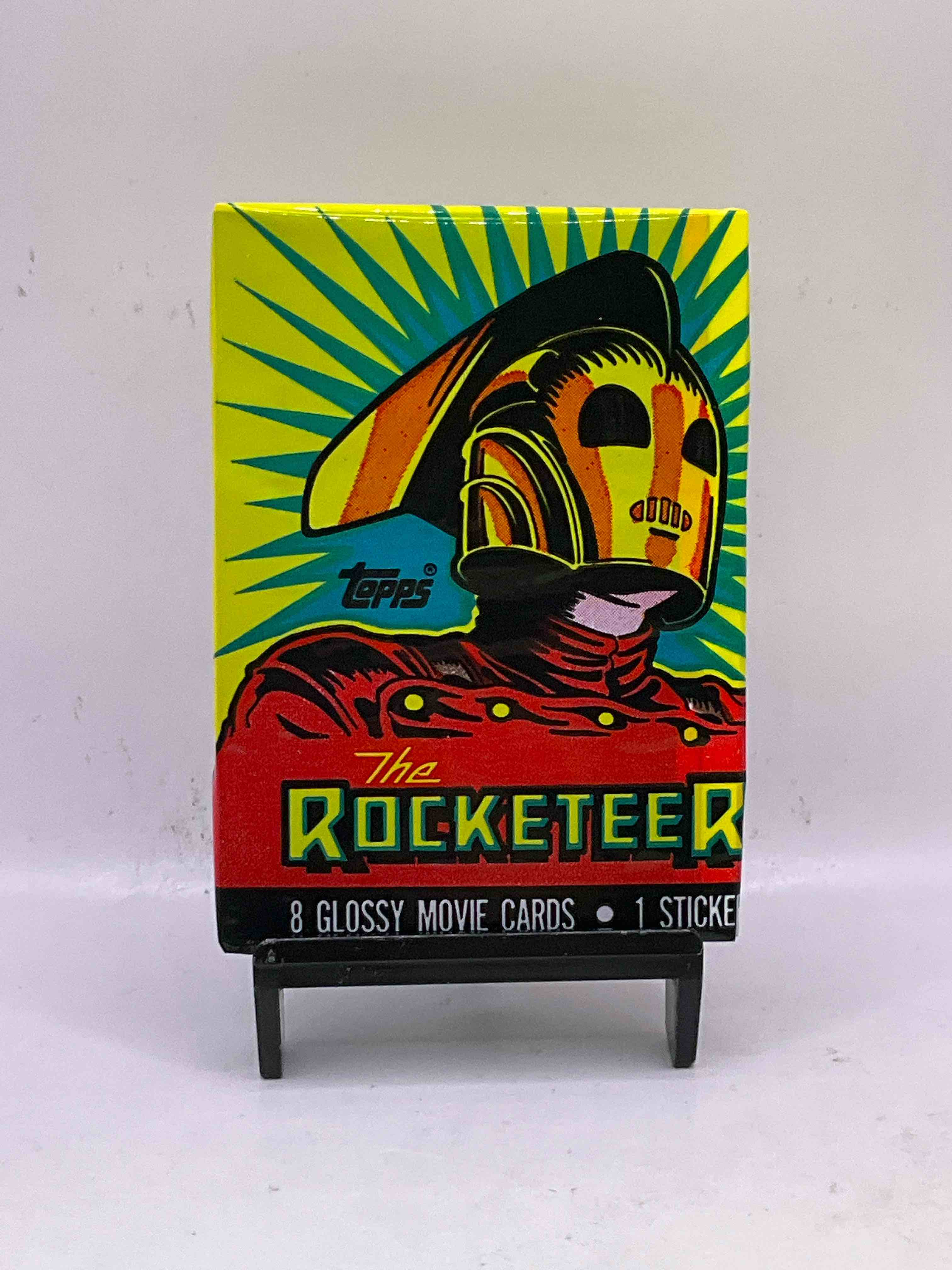 1991 Movie Rarity! The Rocketeer Movie Trading Cards Sealed Packs, Direct From Original Retail Case! These Cards Are Rare & Something You May Never Come Across Again! Own A Unique, Small Piece Of Movie Magic & Early 90's Nostalgia With These Classic The Rocketeer Cards!