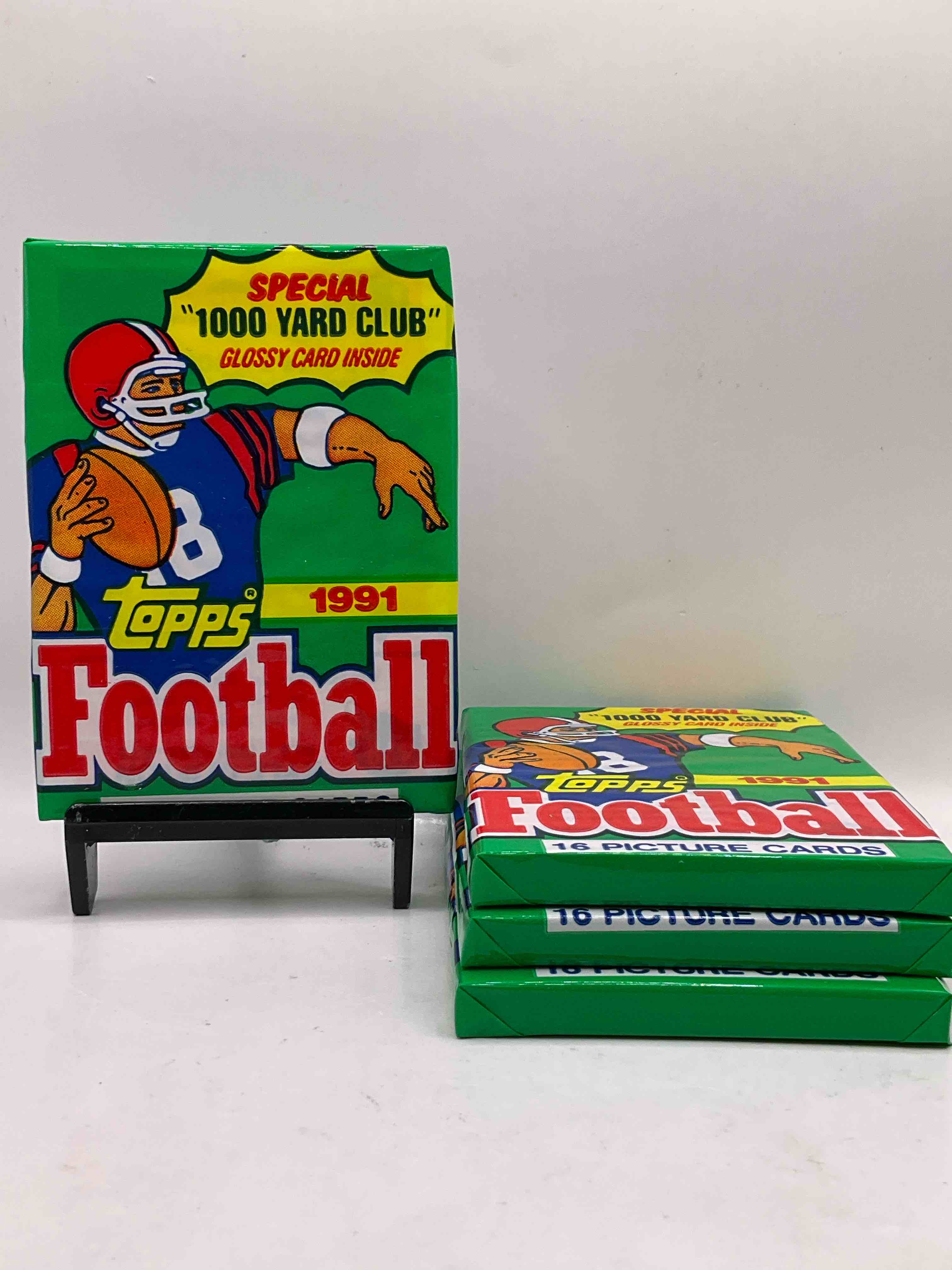 Wow! 1991 Topps Football Unopened Sports Card Wax Packs, Direct From Original Box! Look For Valuable Emmitt Smith, Joe Montana & Jerry Rice Cards!  