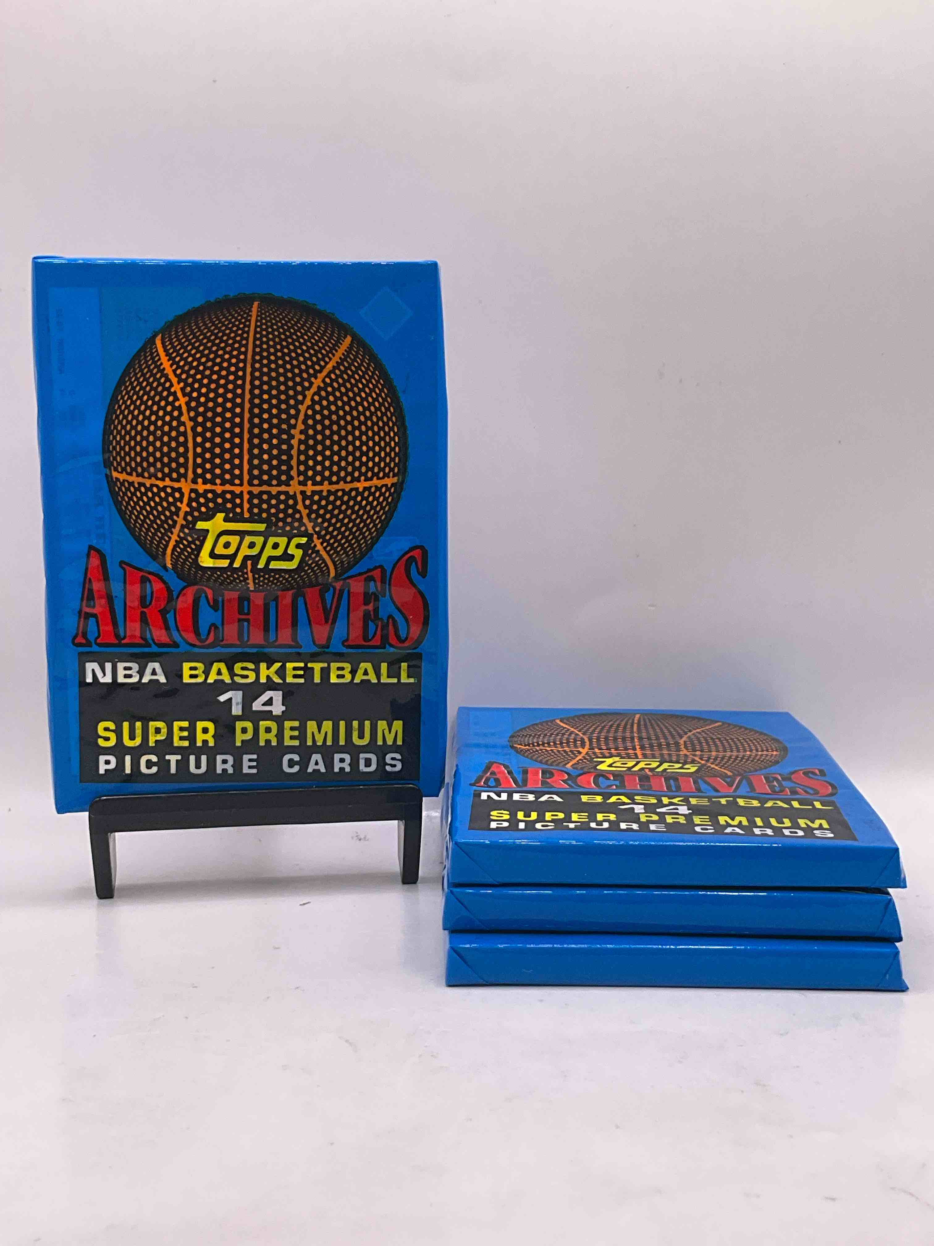 1993 NBA Gold! Super Rare! 1993 Topps Archives "The Rookies" Basketball Sealed Packs, Direct From Sealed Original Retail Case! This Is A Super Cool Rare Set Featuring Archived Quality Rookie Cards From 1981-1991 Using New (At The Time) Topps High Definition Photo Technology. Includes A Special 1981-1991 #1 NBA Draft Picks Subset Card That Is Stunning! These Packs Are Exceptionally Rare & Make An Awesome Edition To Any Sports Card Collection! Rare!