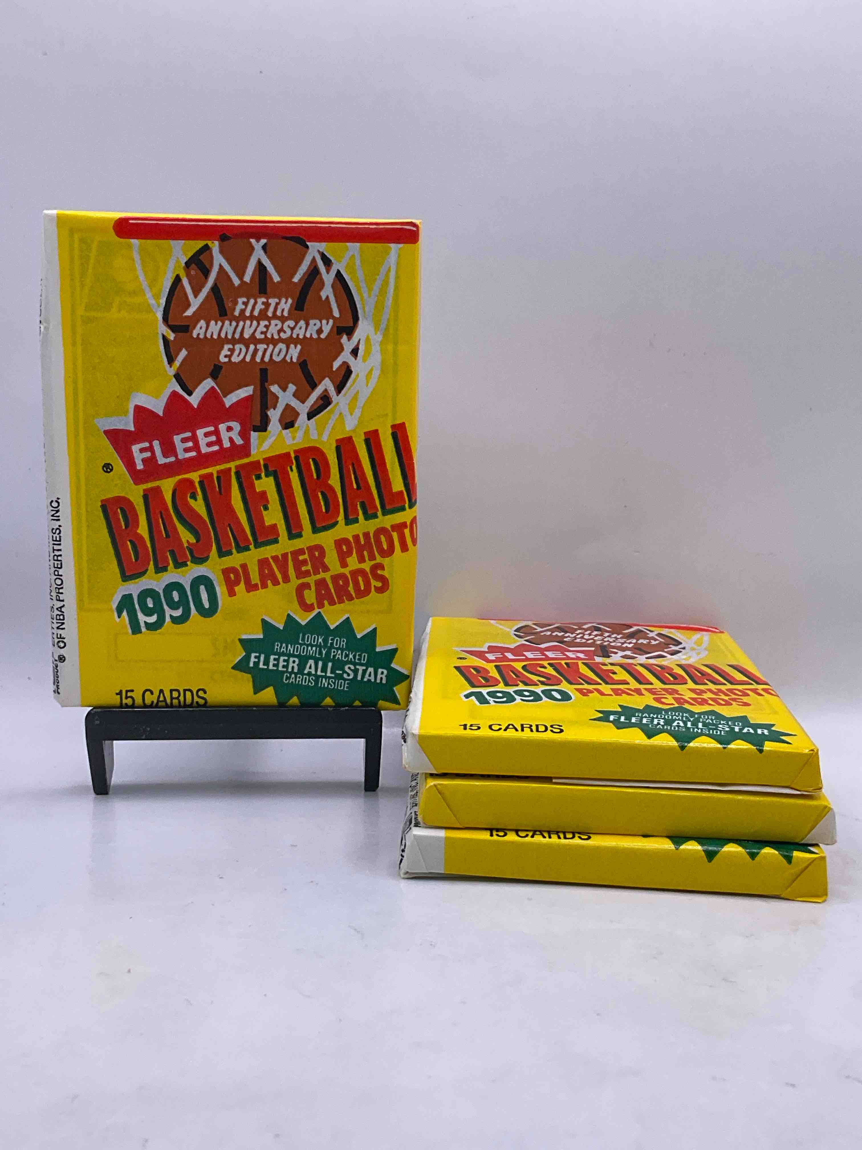 Michael Jordan!? 1990 Fleer Basketball Unopened Wax Packs Direct From Original Box! Search For Valuable Early Michael Jordan Cards! As Well As Other 80’s Stars!
