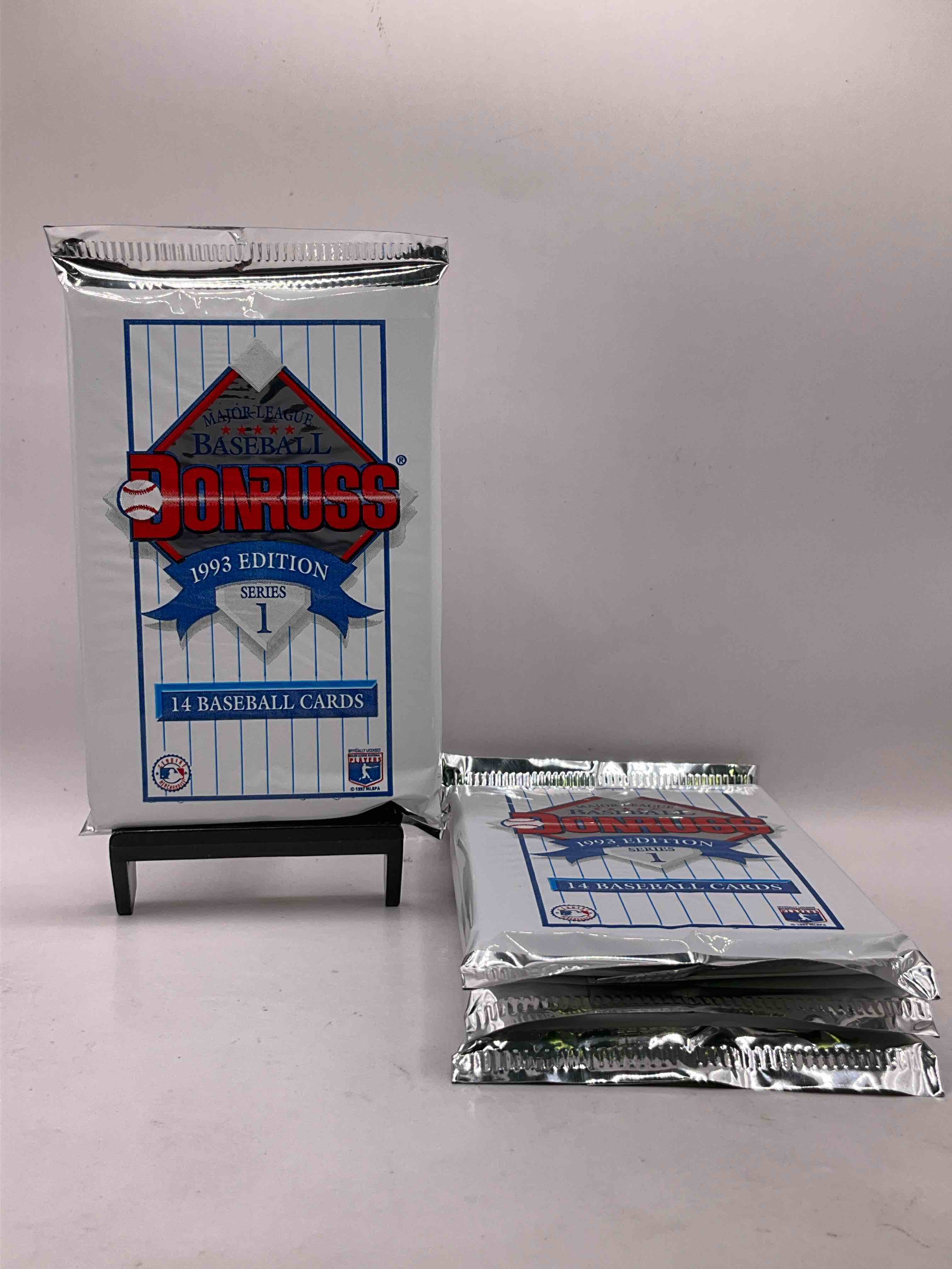 Great Year! 1993 Donruss Baseball Unopened Baseball Card Packs, Direct From Original Sealed Retail Case! Search For Valuable Rated Rookie Cards From Chipper Jones (PSA 10 $150+) & Mike Piazza, Early Ken Griffey Jr. & So Much More!